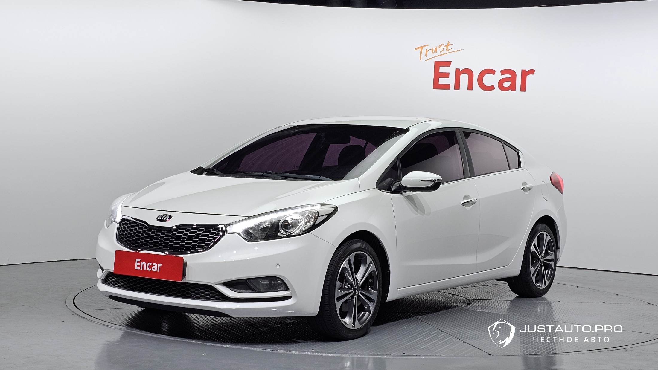 Автомобиль Kia K3