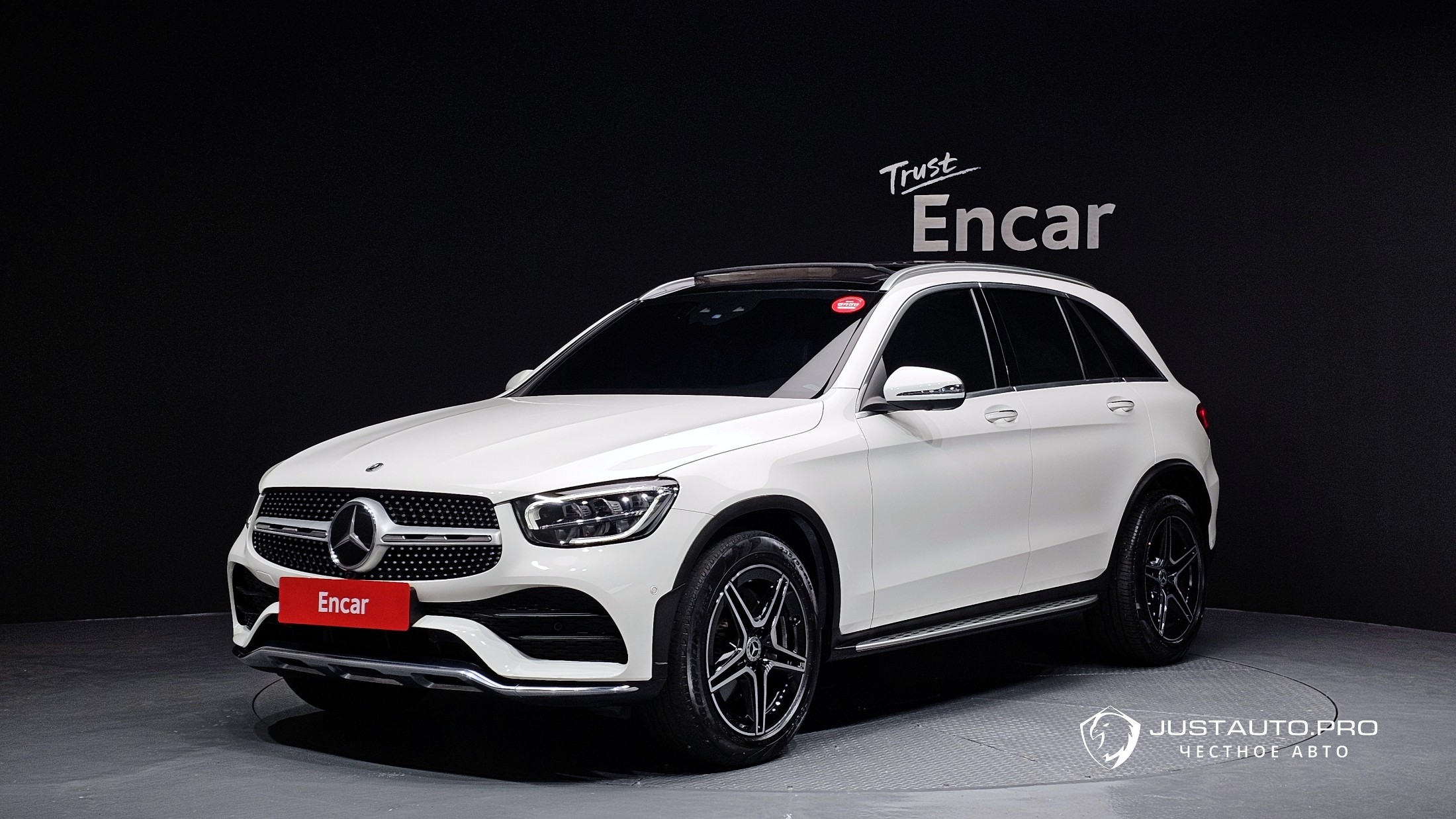 Автомобиль Mercedes-Benz GLC-Class