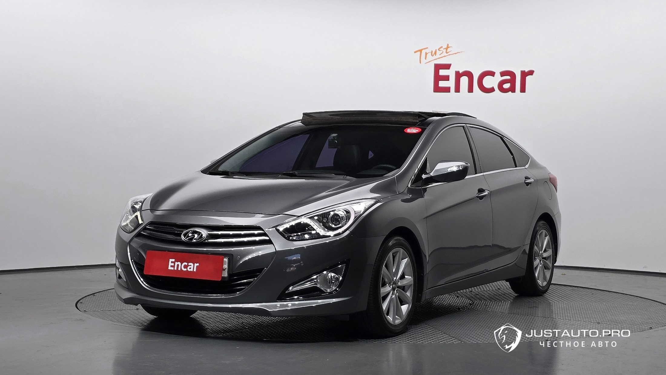 Автомобиль Hyundai i40