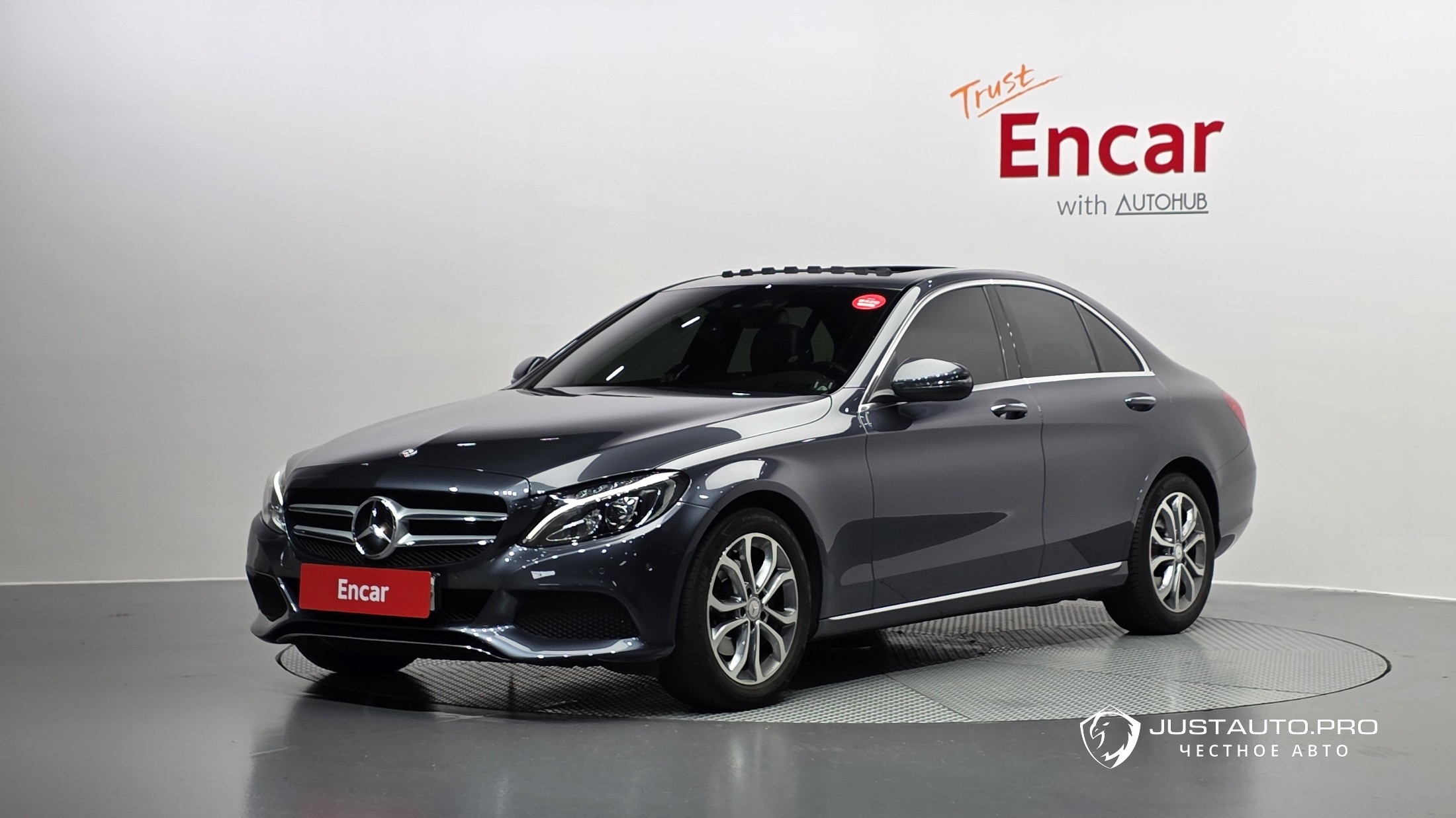 Автомобиль Mercedes-Benz C-Class