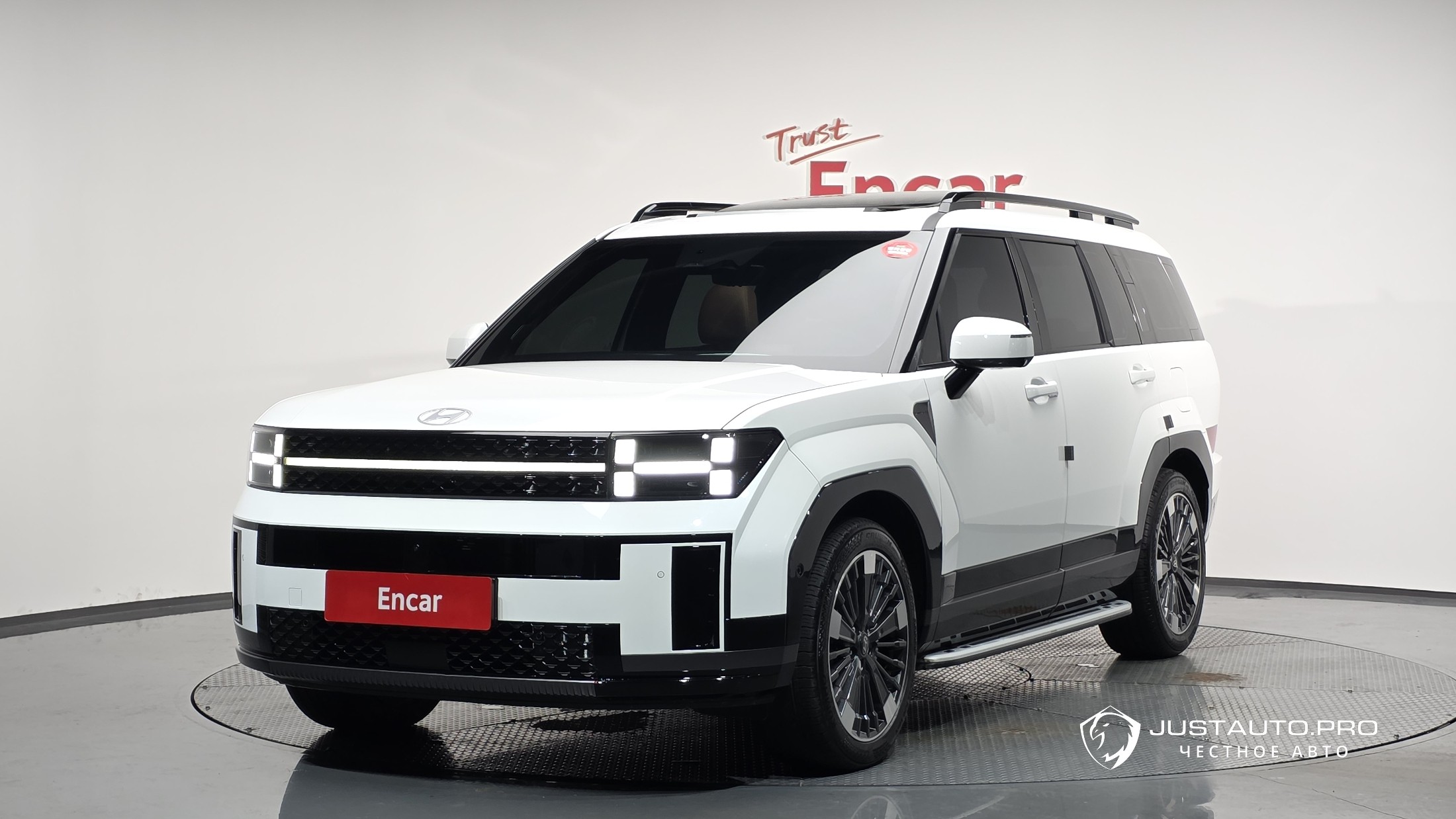 Автомобиль Hyundai Santafe