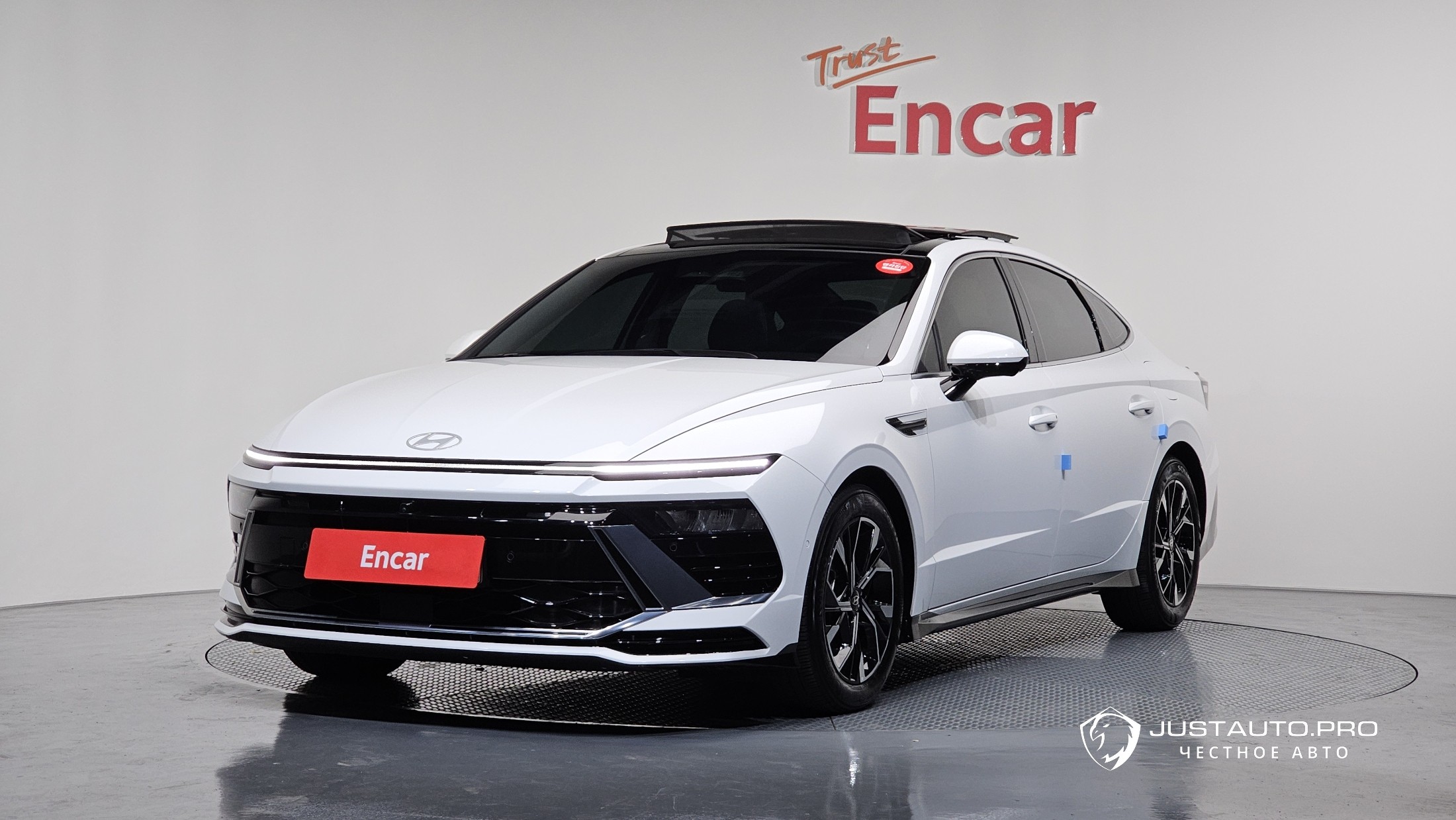 Автомобиль Hyundai Sonata