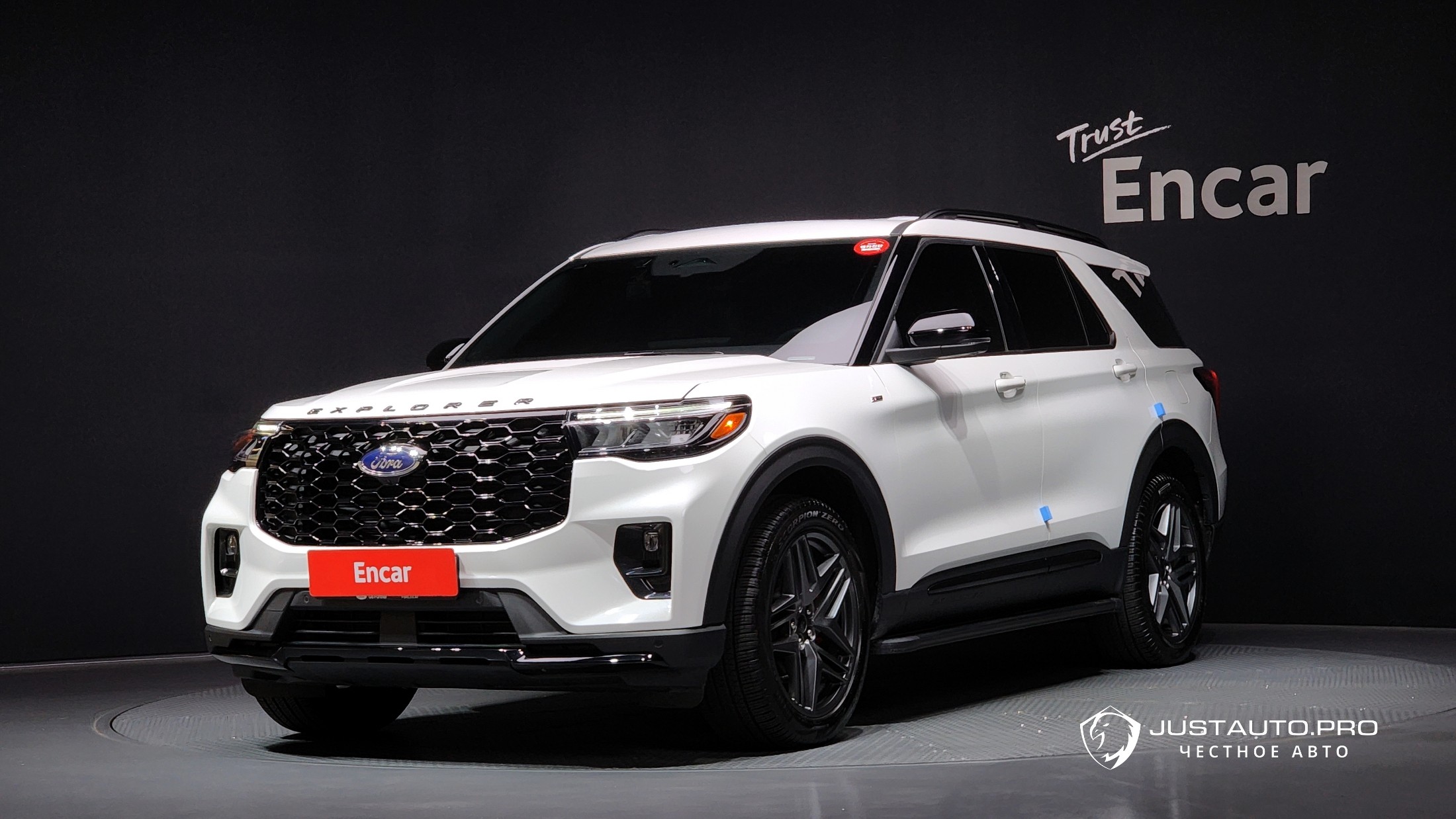 Автомобиль Ford Explorer