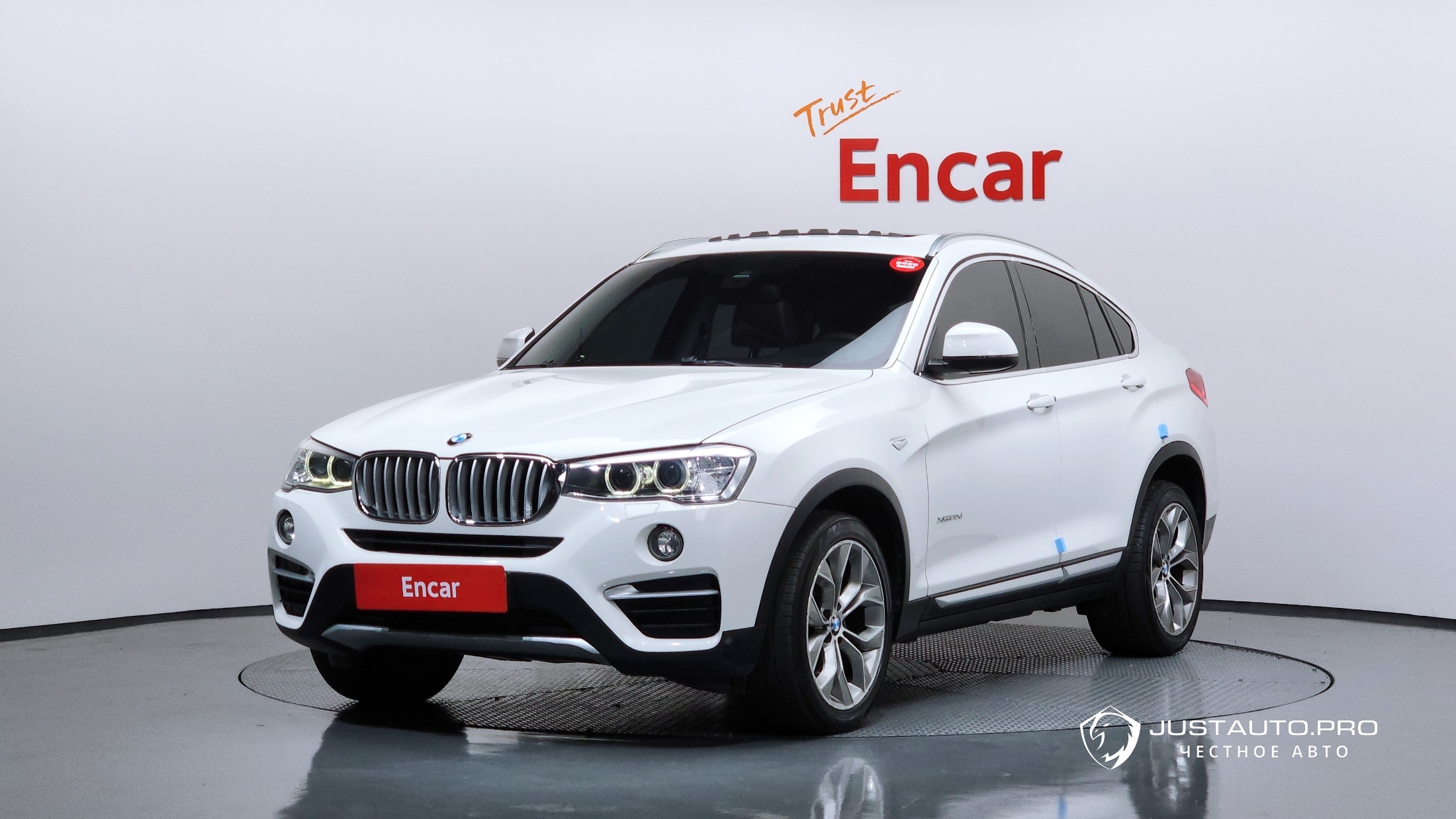 Автомобиль BMW X4