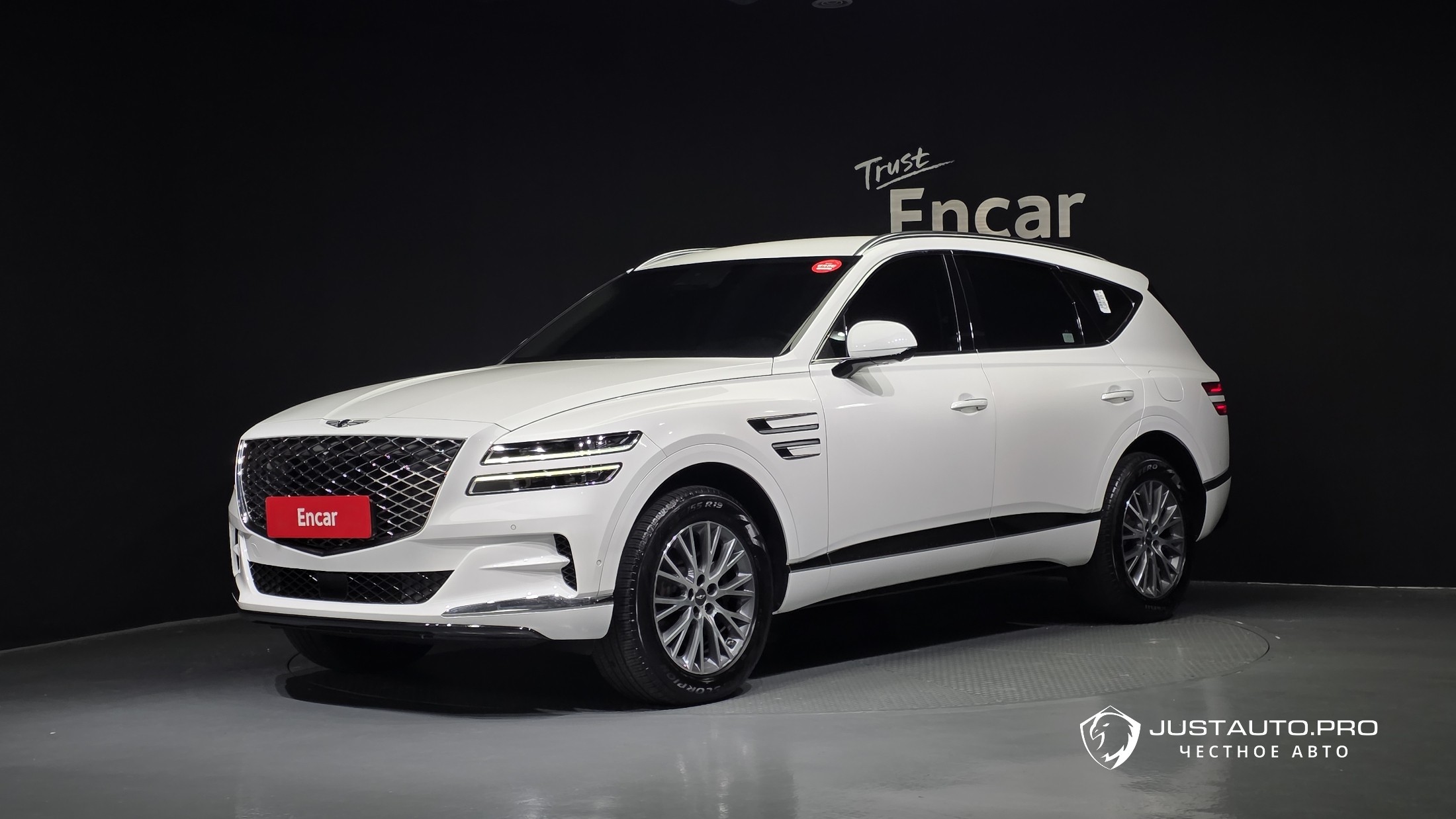 Автомобиль Genesis GV80