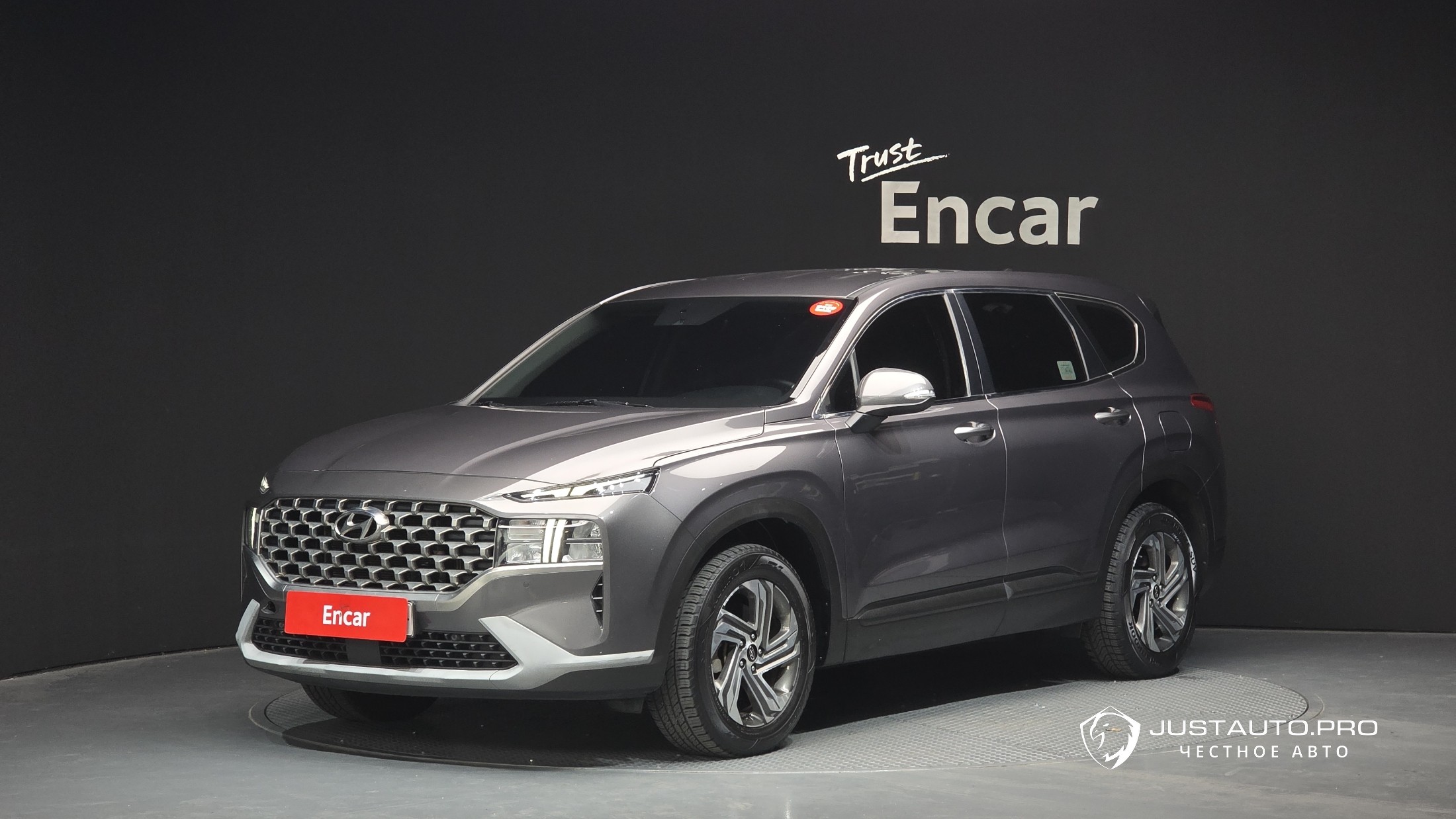 Автомобиль Hyundai Santafe