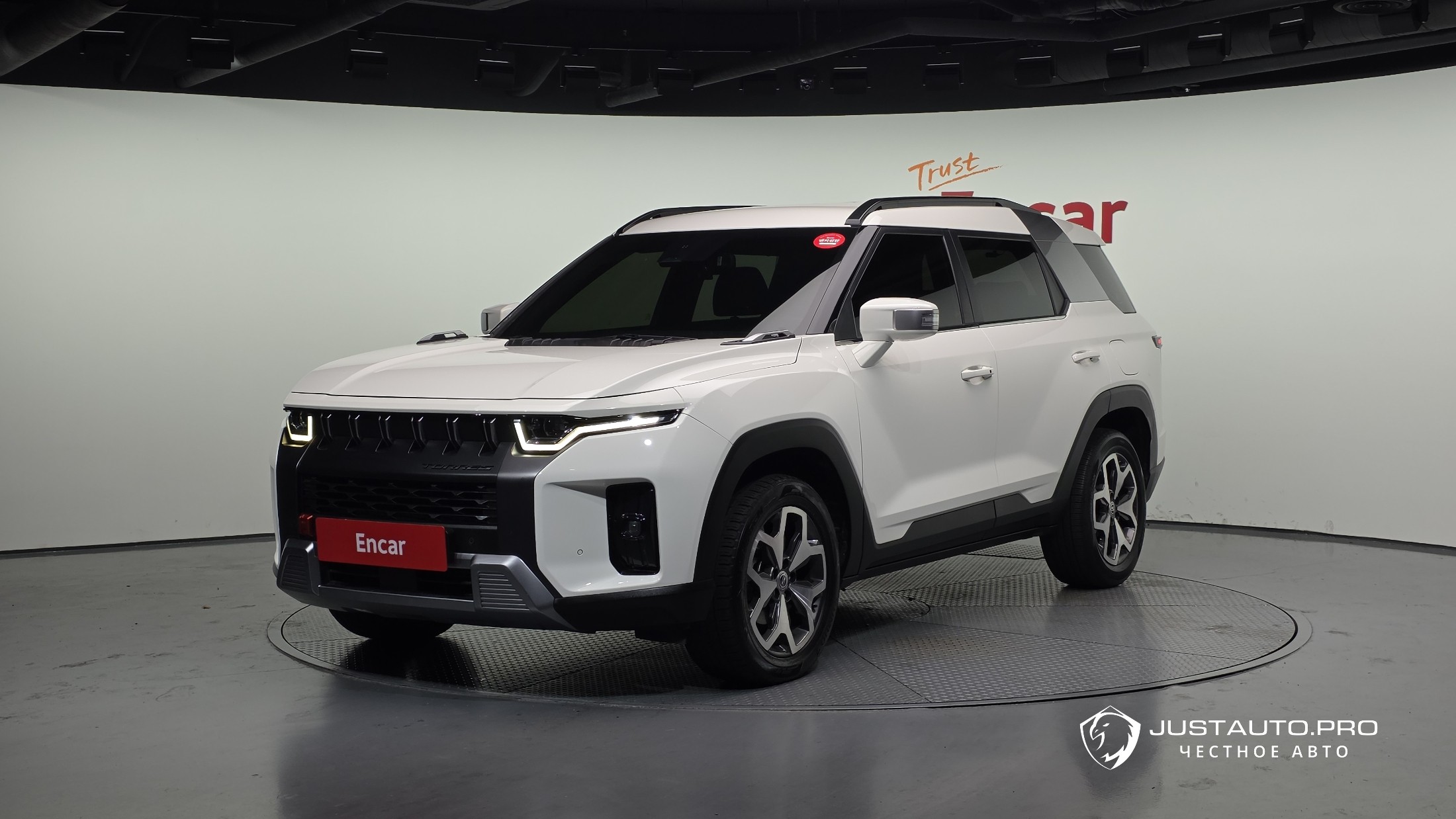 Автомобиль KG_Mobility_Ssangyong Torres