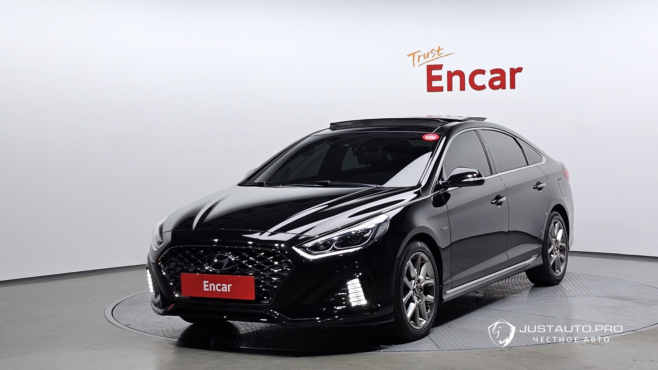 Автомобиль Hyundai Sonata