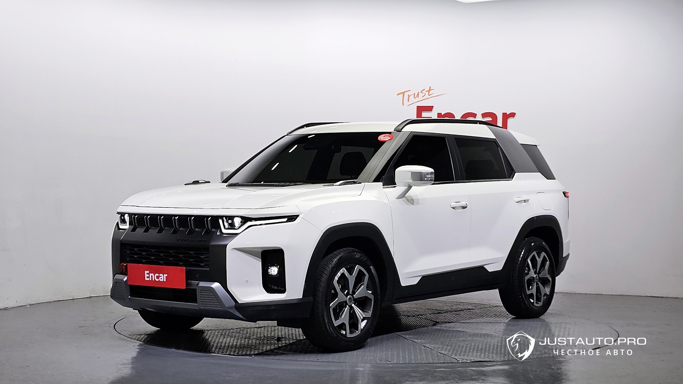 Автомобиль KG_Mobility_Ssangyong Torres