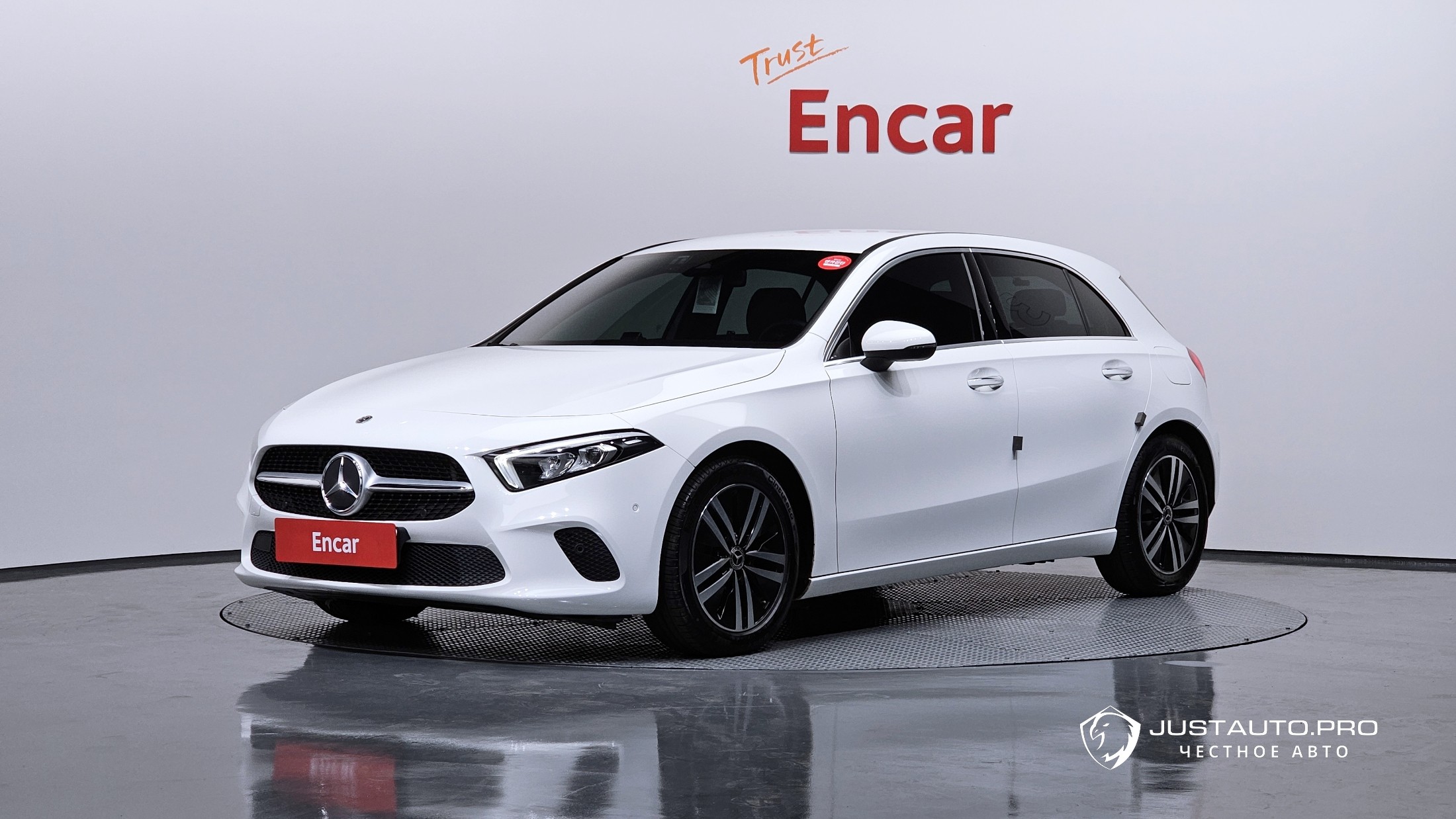 Автомобиль Mercedes-Benz A-Class