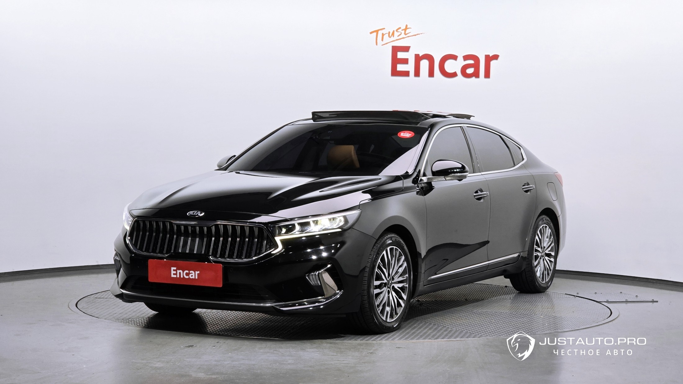 Автомобиль Kia K7