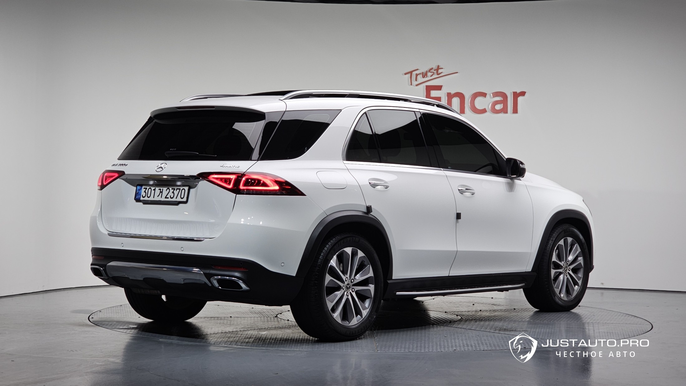 Автомобиль Mercedes-Benz GLE-Class