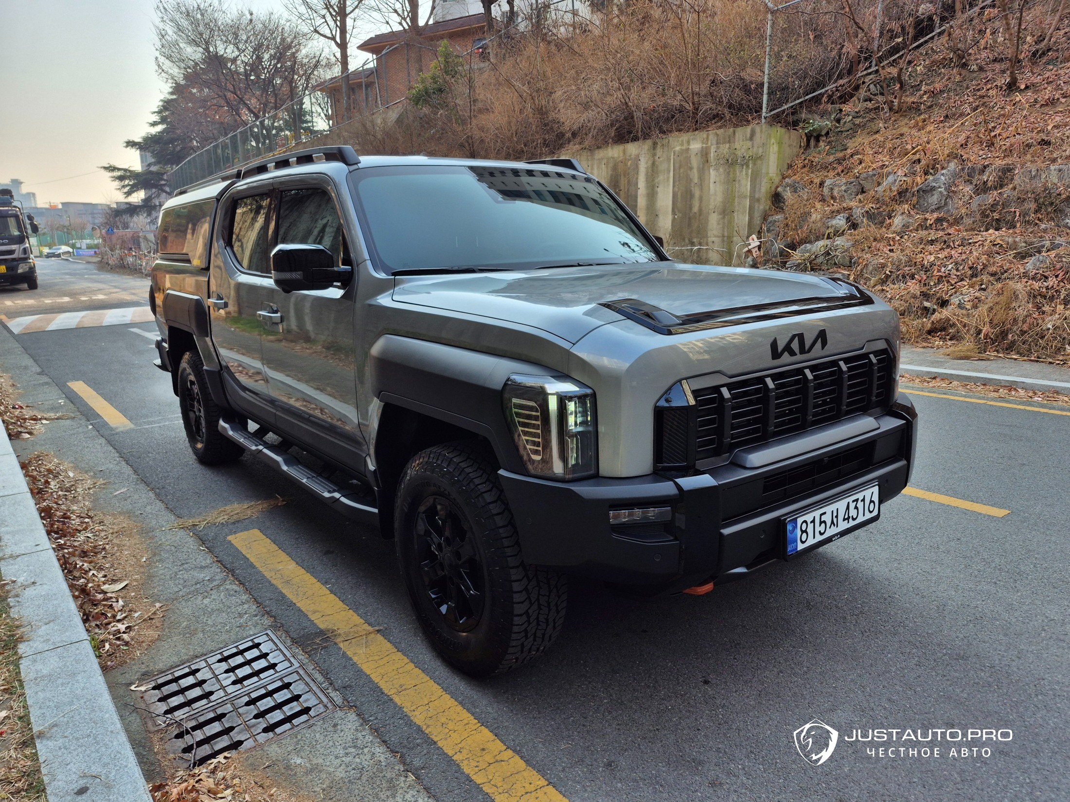Автомобиль Kia Tasman