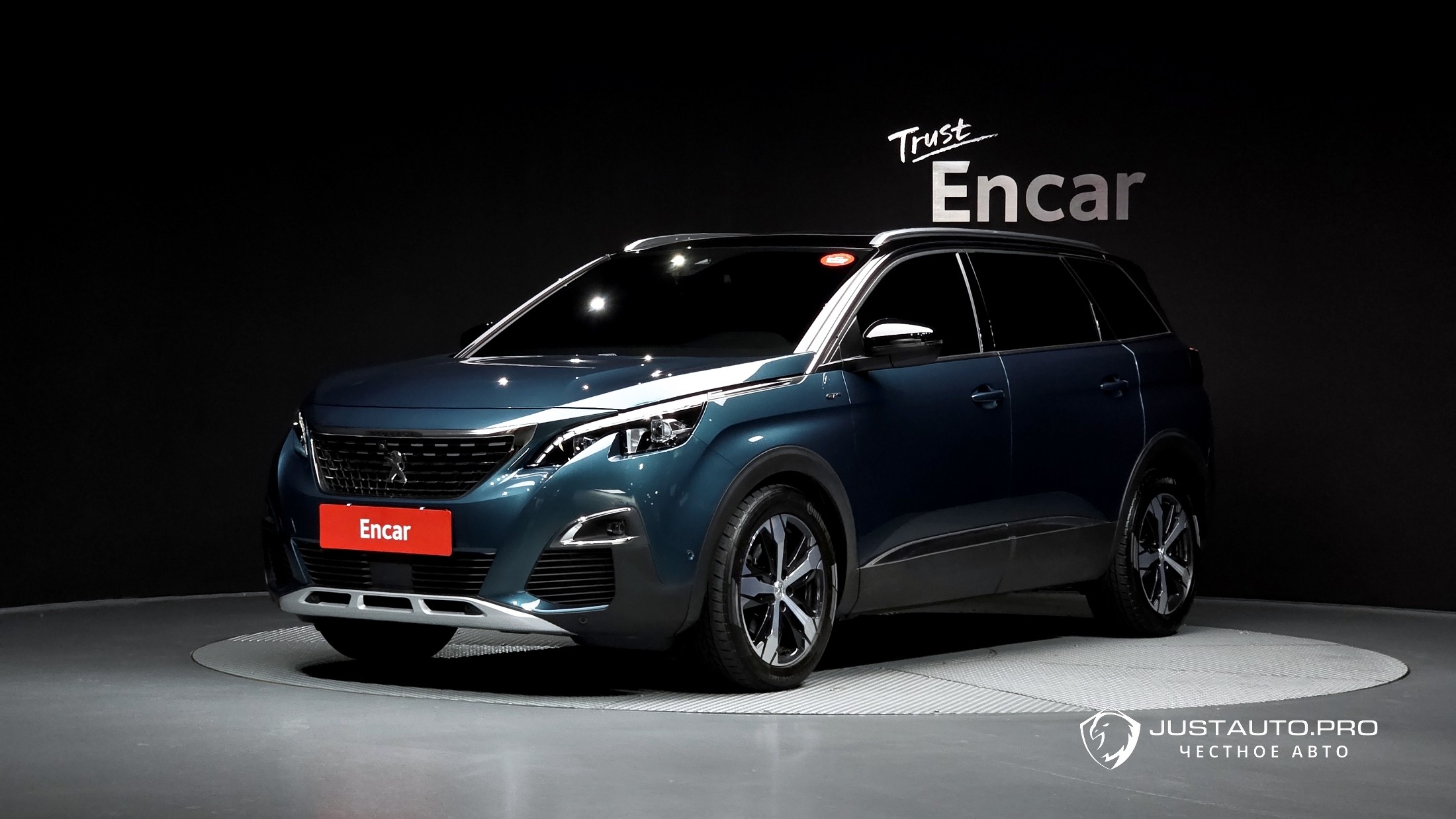 Автомобиль Peugeot 5008