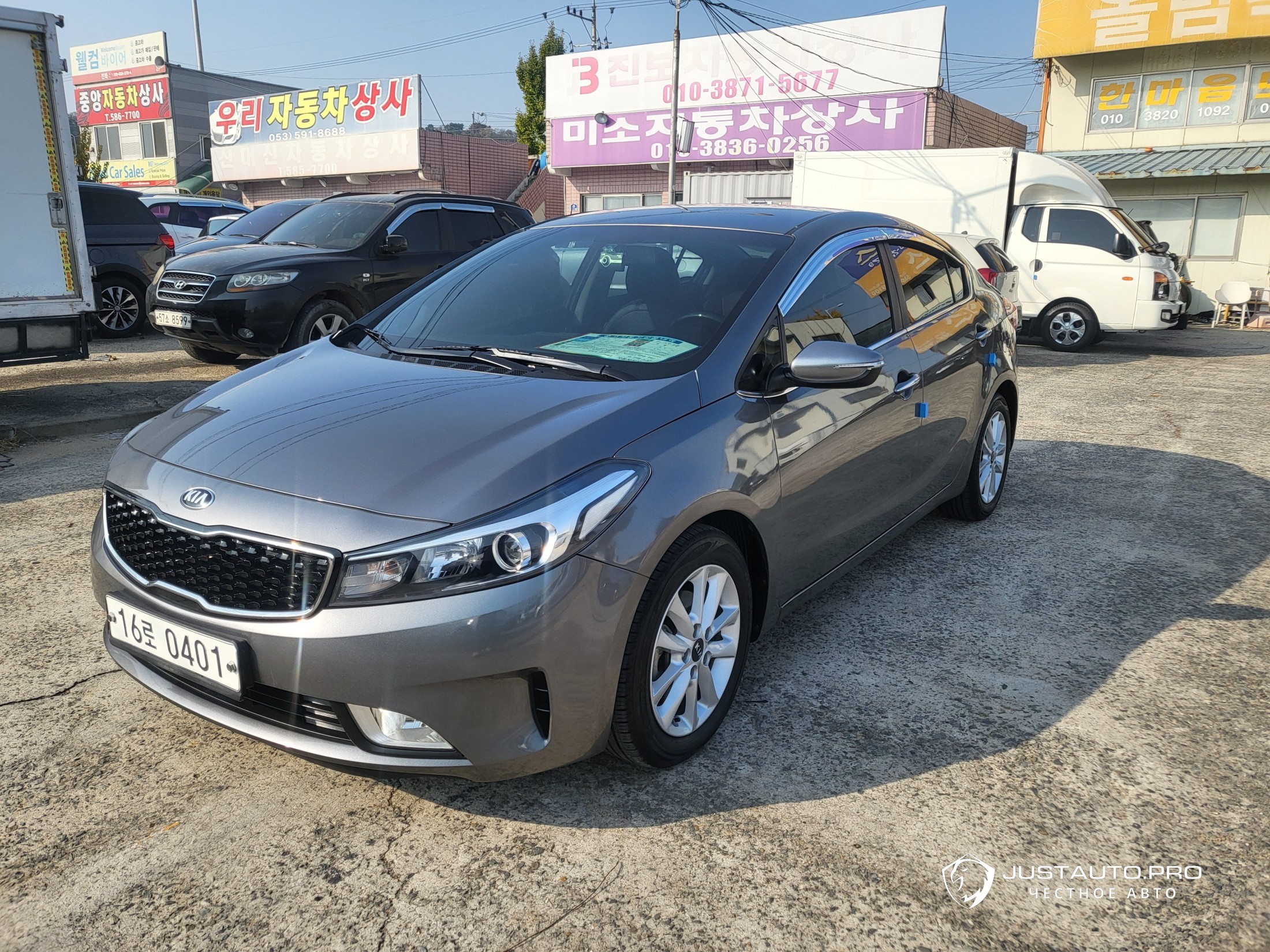 Автомобиль Kia K3