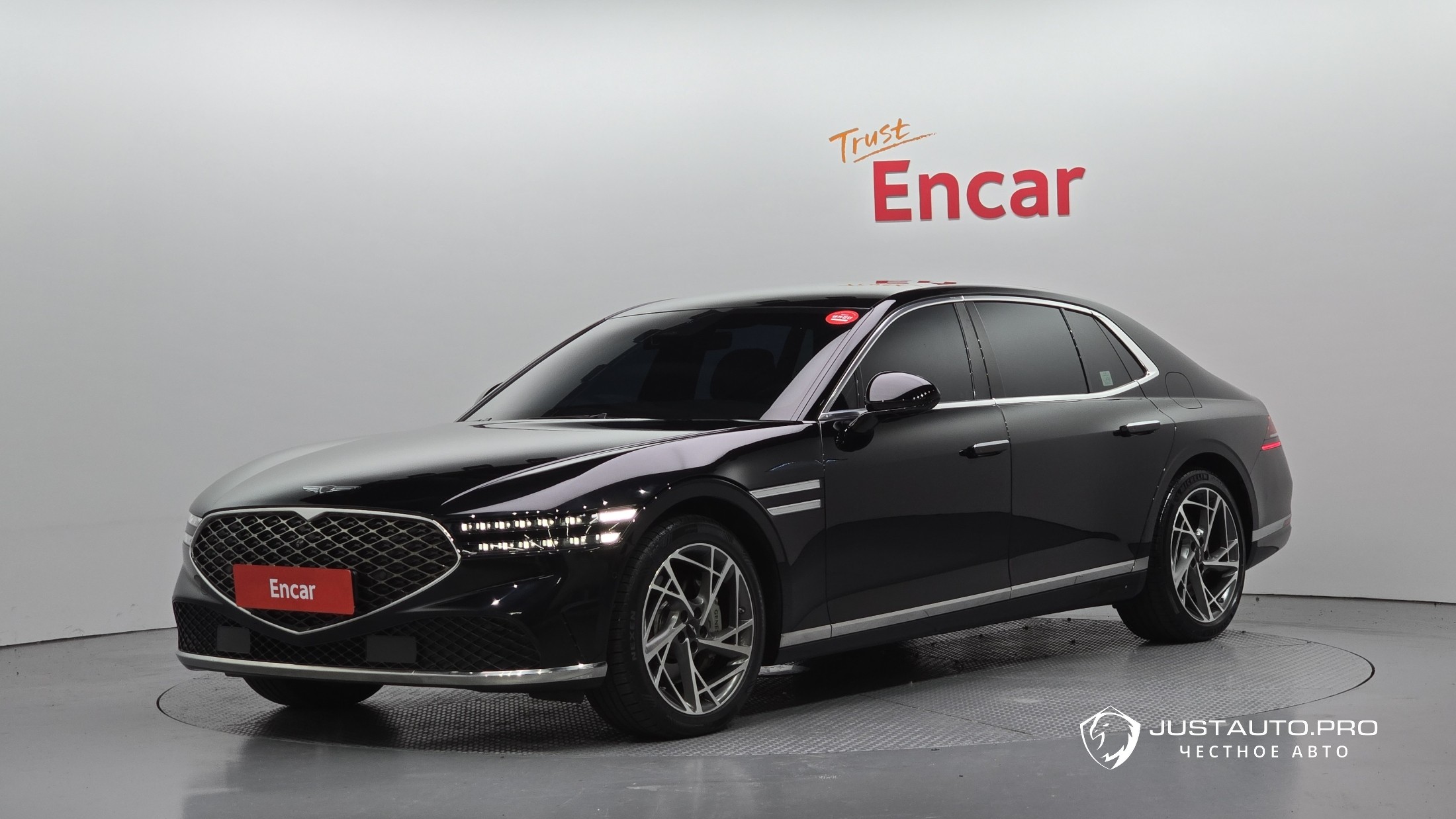 Автомобиль Genesis G90