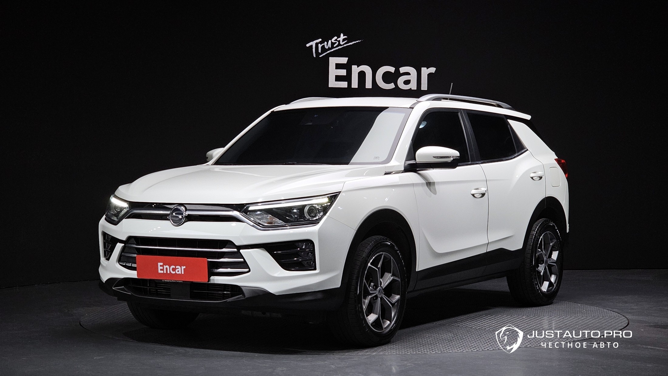 Автомобиль KG_Mobility_Ssangyong KORANDO