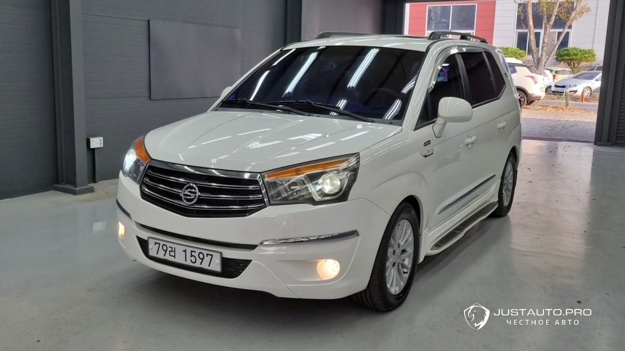 Автомобиль KG_Mobility_Ssangyong KORANDO