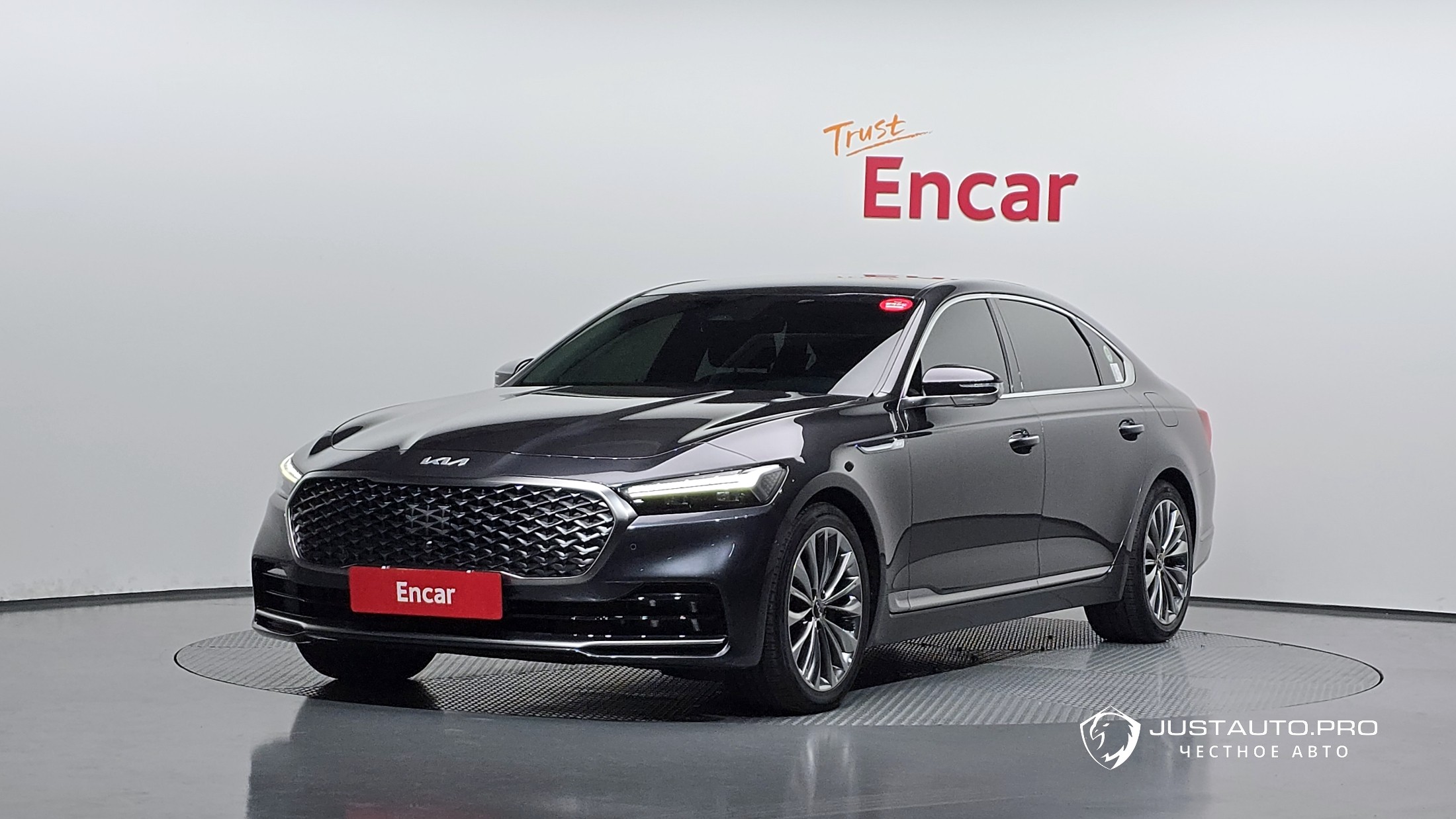 Автомобиль Kia K9