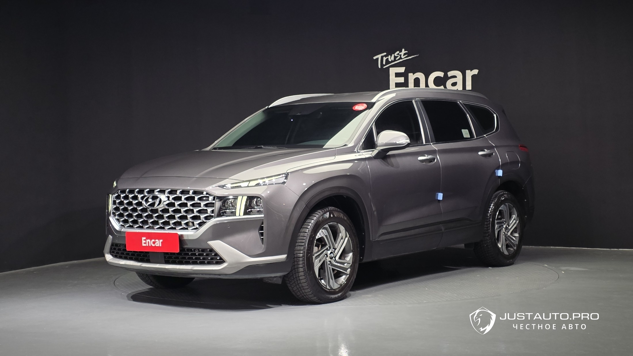 Автомобиль Hyundai Santafe