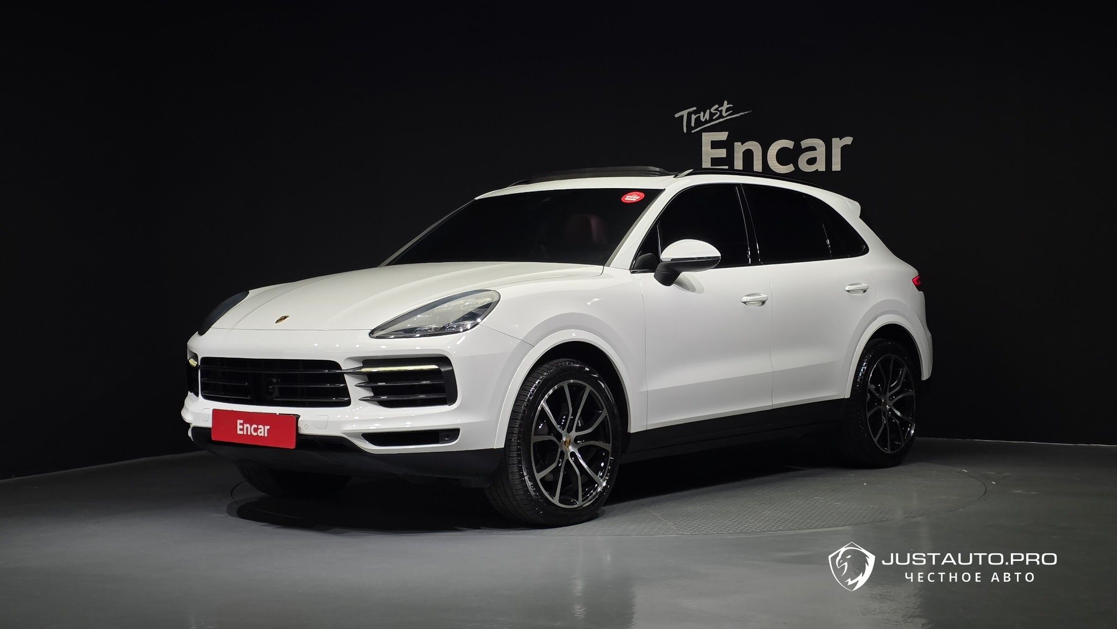 Автомобиль Porsche Cayenne