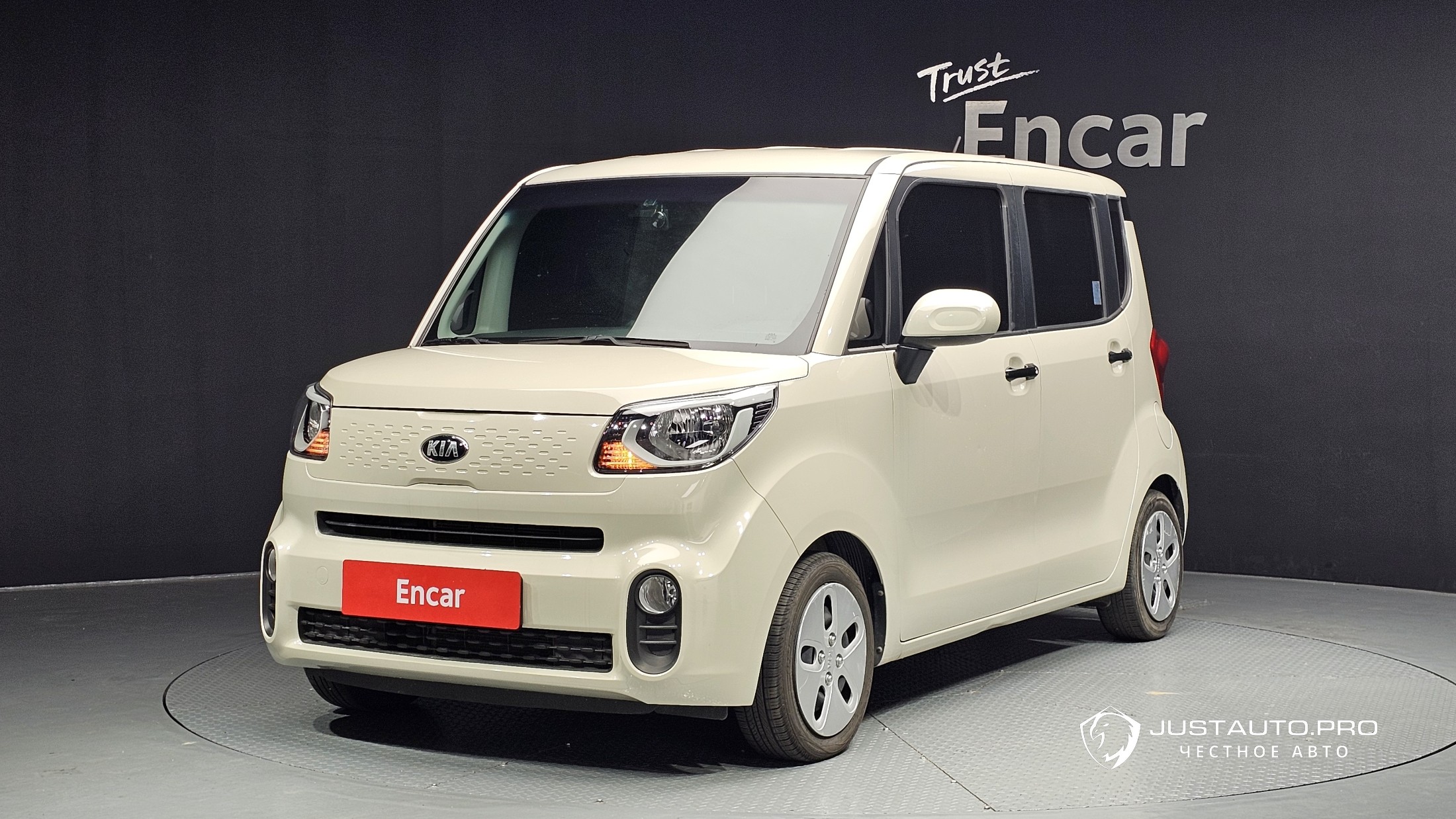 Автомобиль Kia RAY