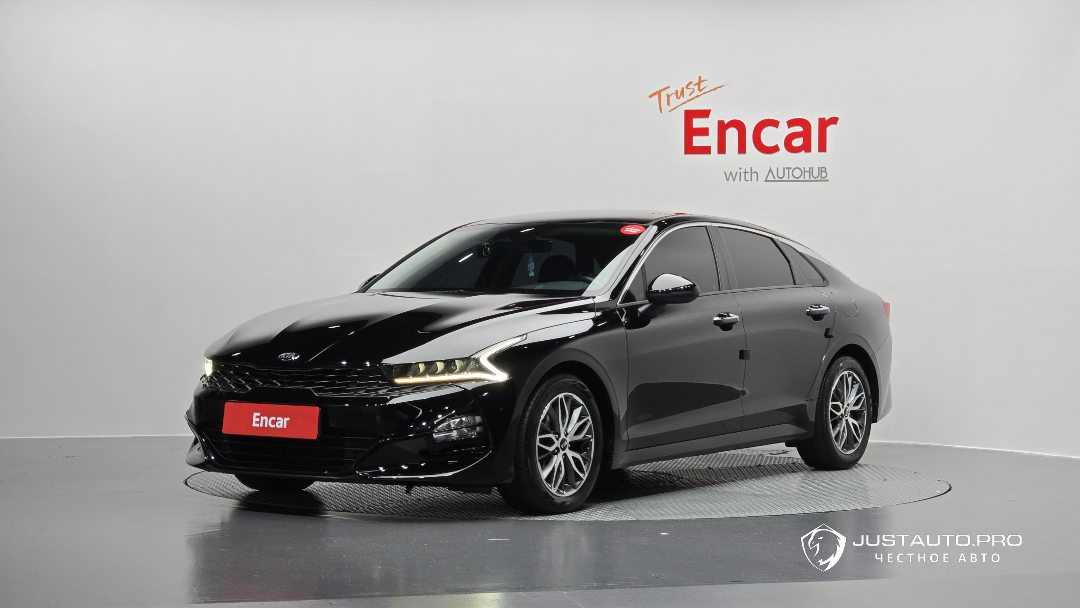 Автомобиль Kia K5