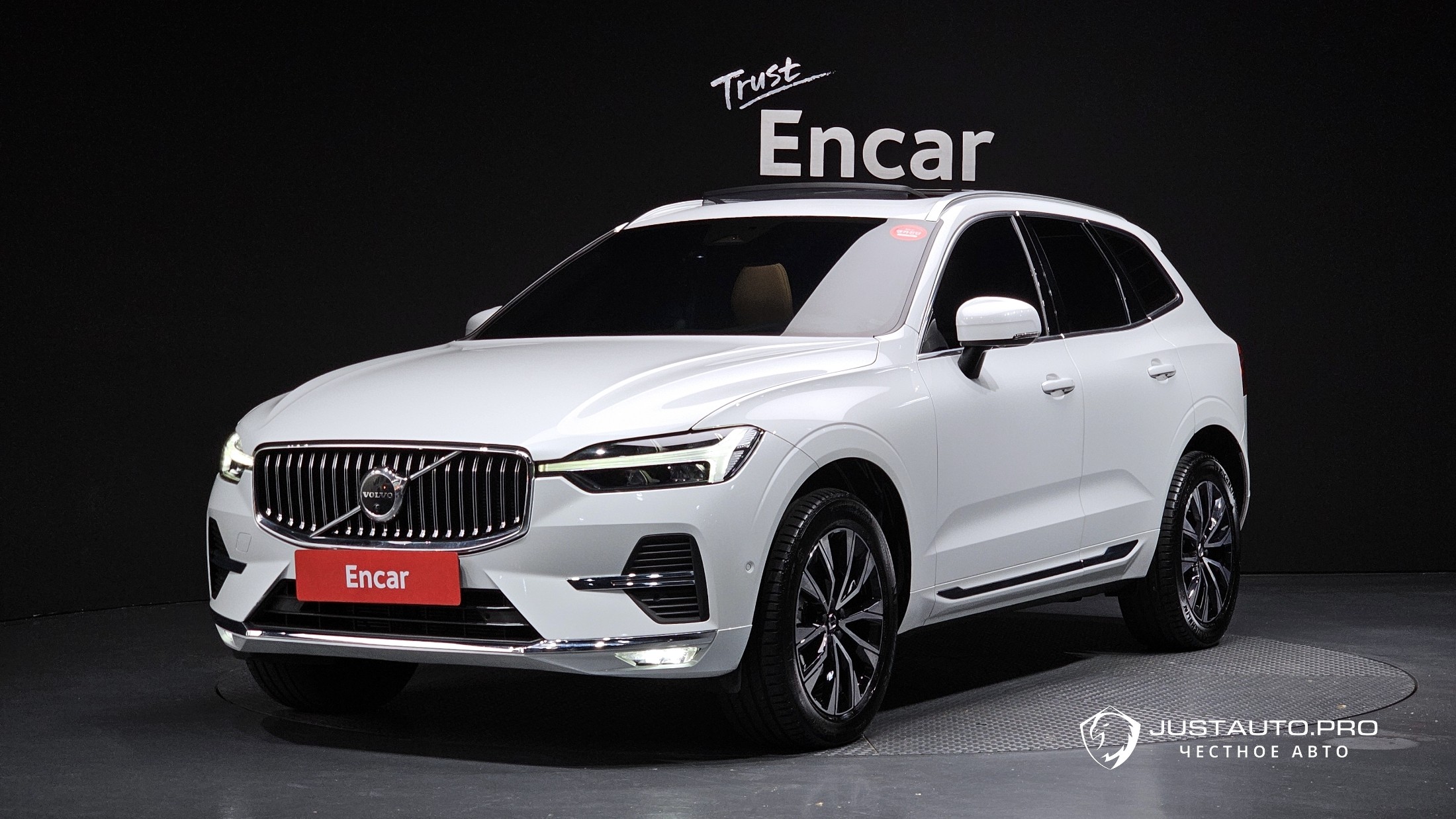 Автомобиль Volvo XC60