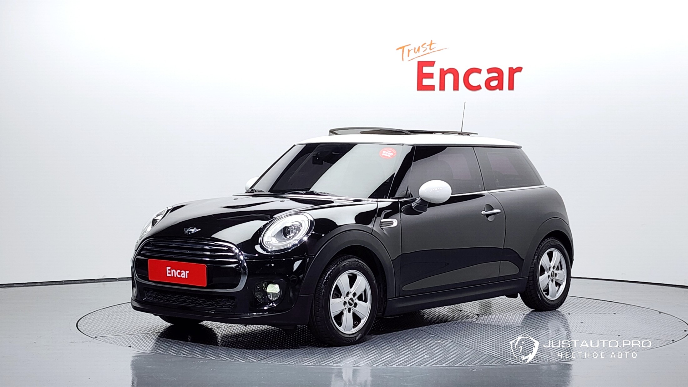 Автомобиль Mini Cooper