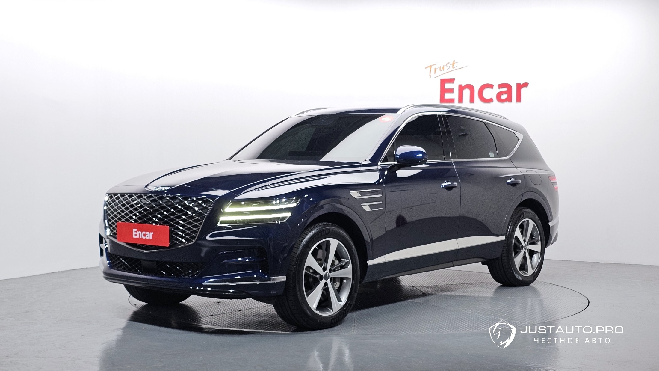 Автомобиль Genesis GV80