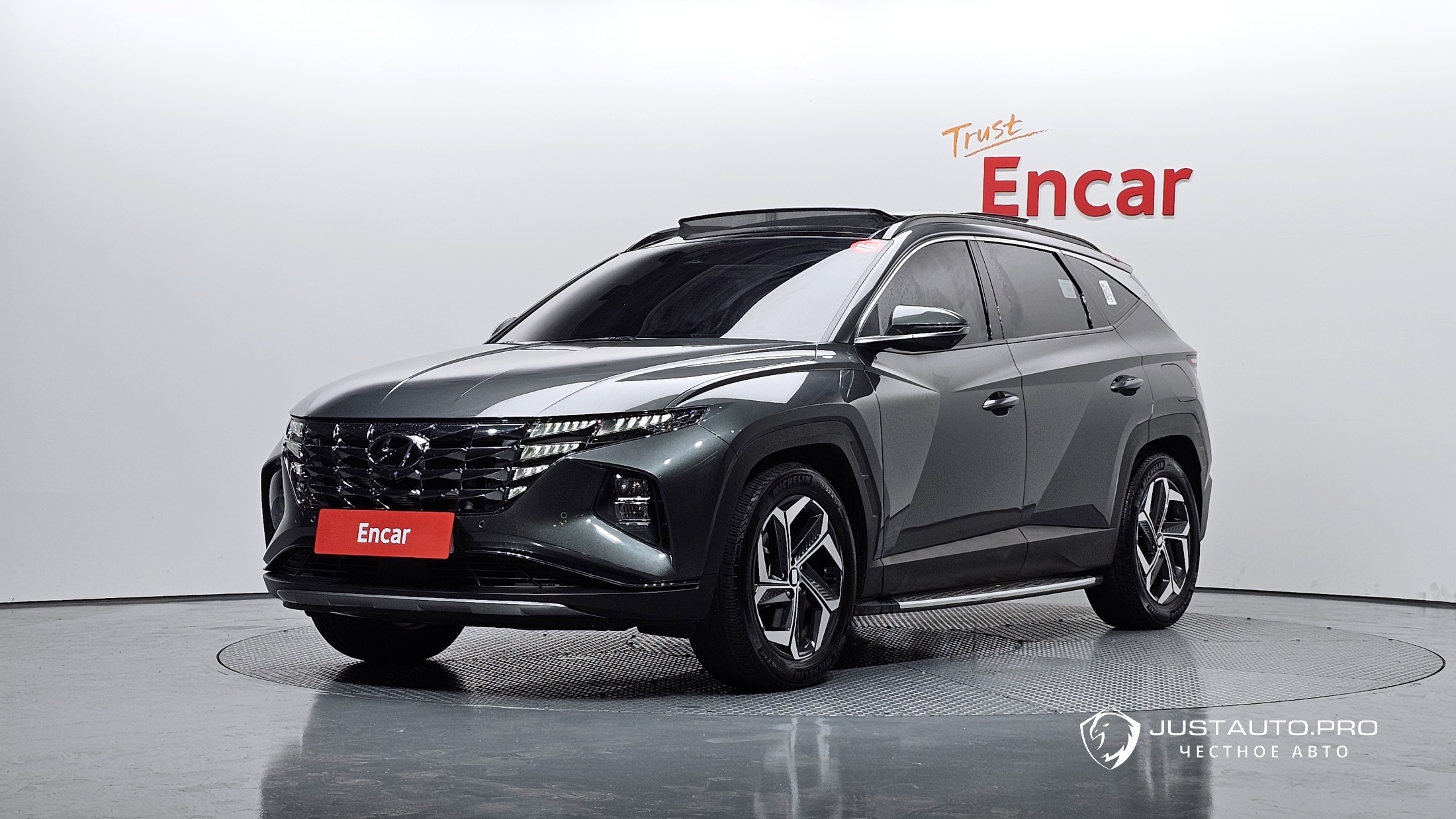 Автомобиль Hyundai Tucson