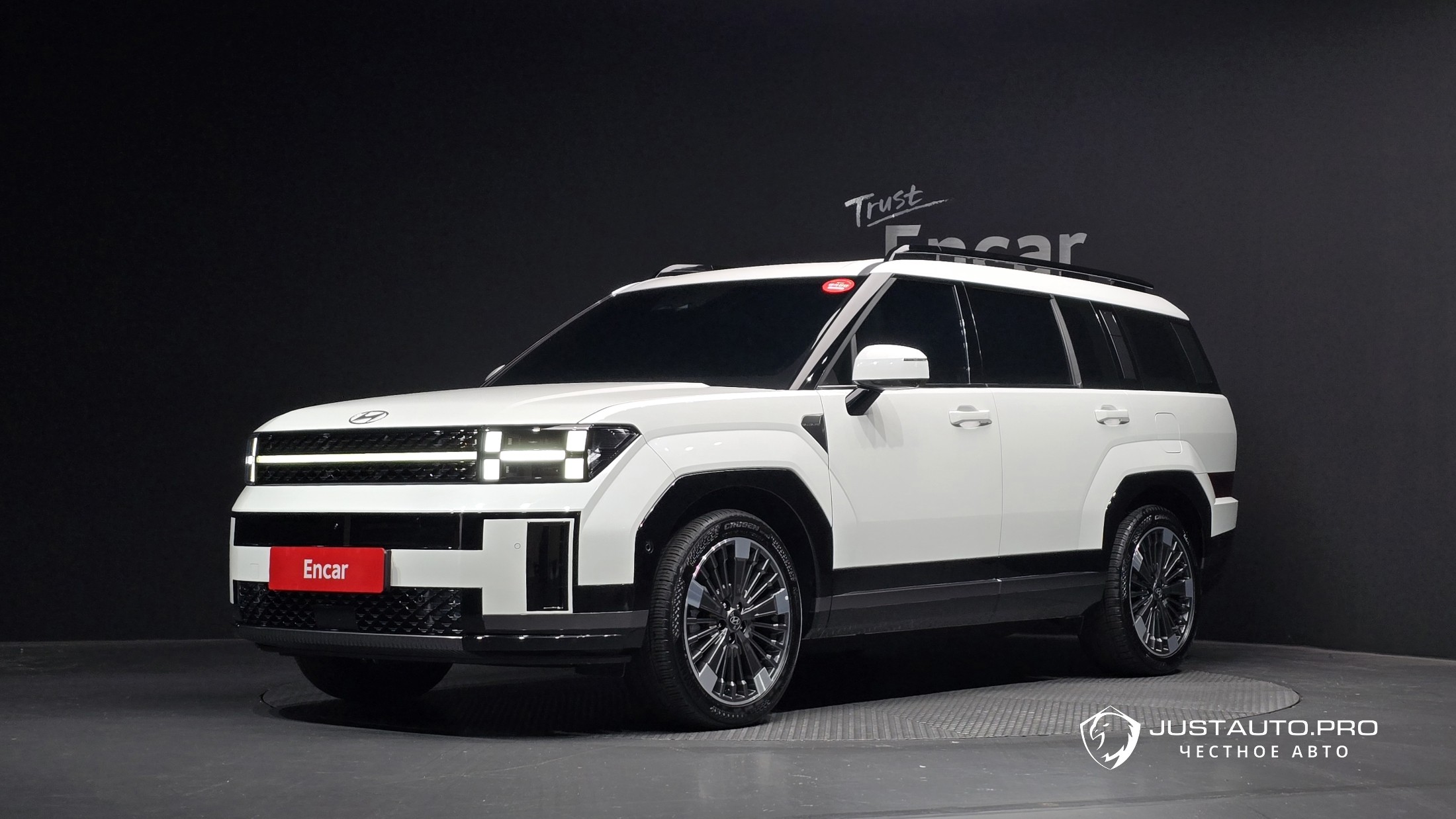 Автомобиль Hyundai Santafe