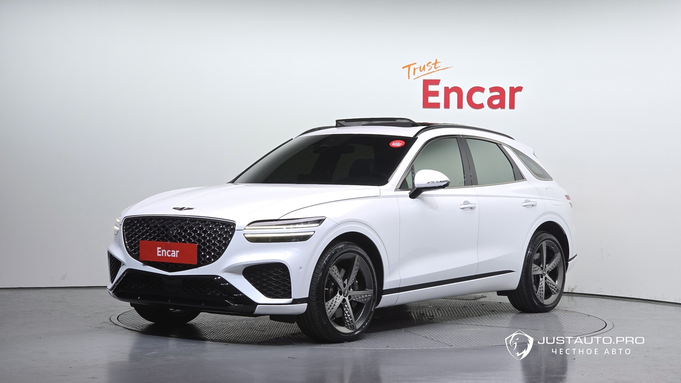 Автомобиль Genesis GV70