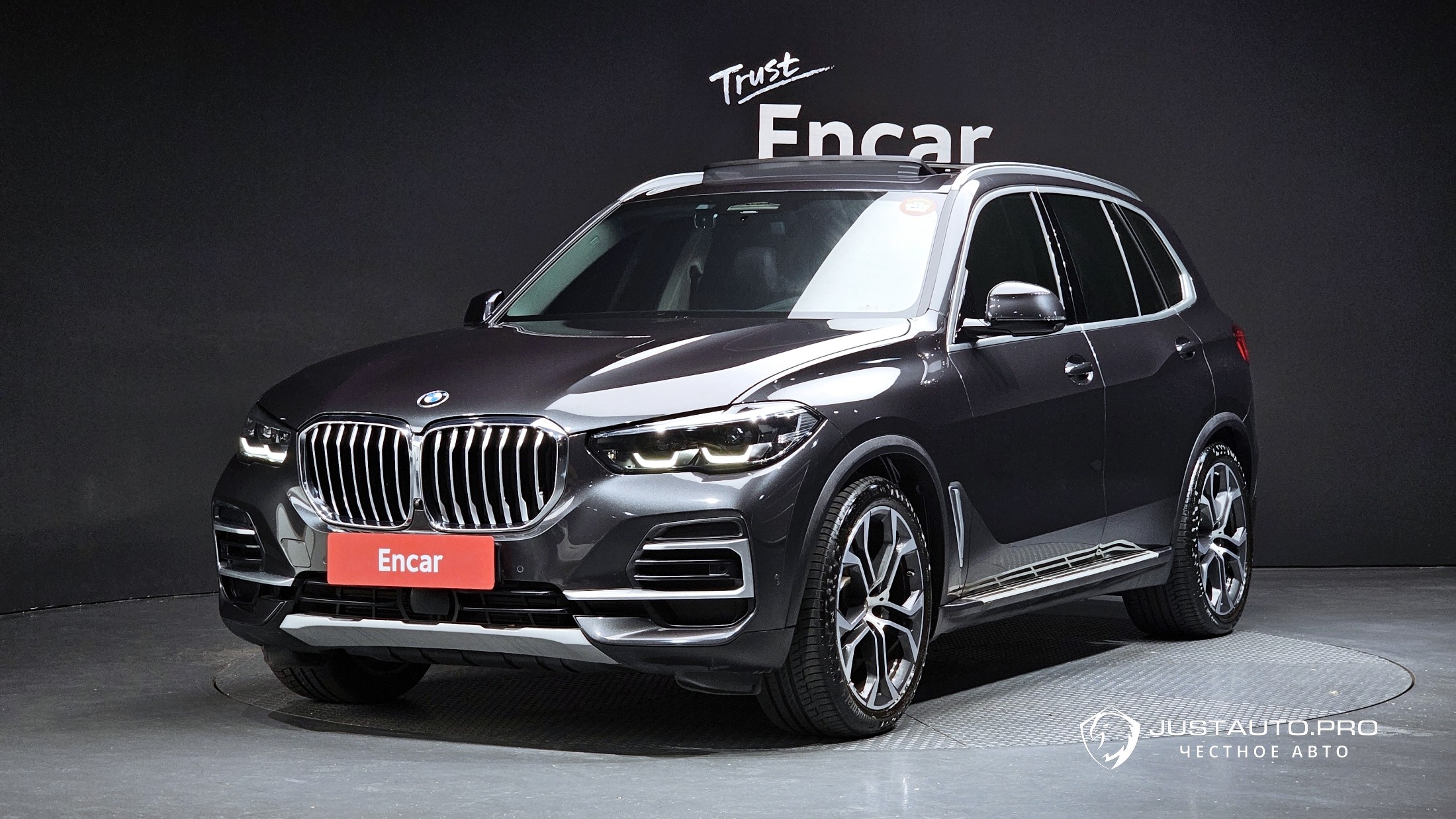 Автомобиль BMW X5