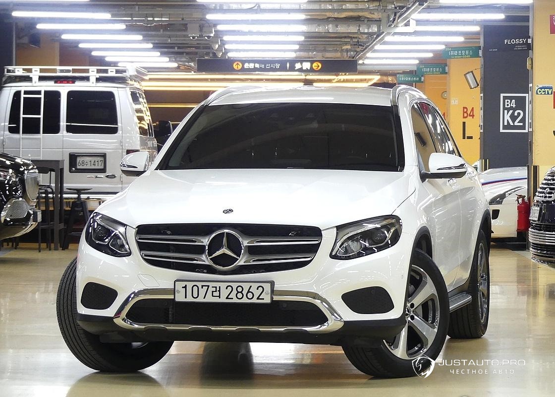 Автомобиль Mercedes-Benz GLC-Class