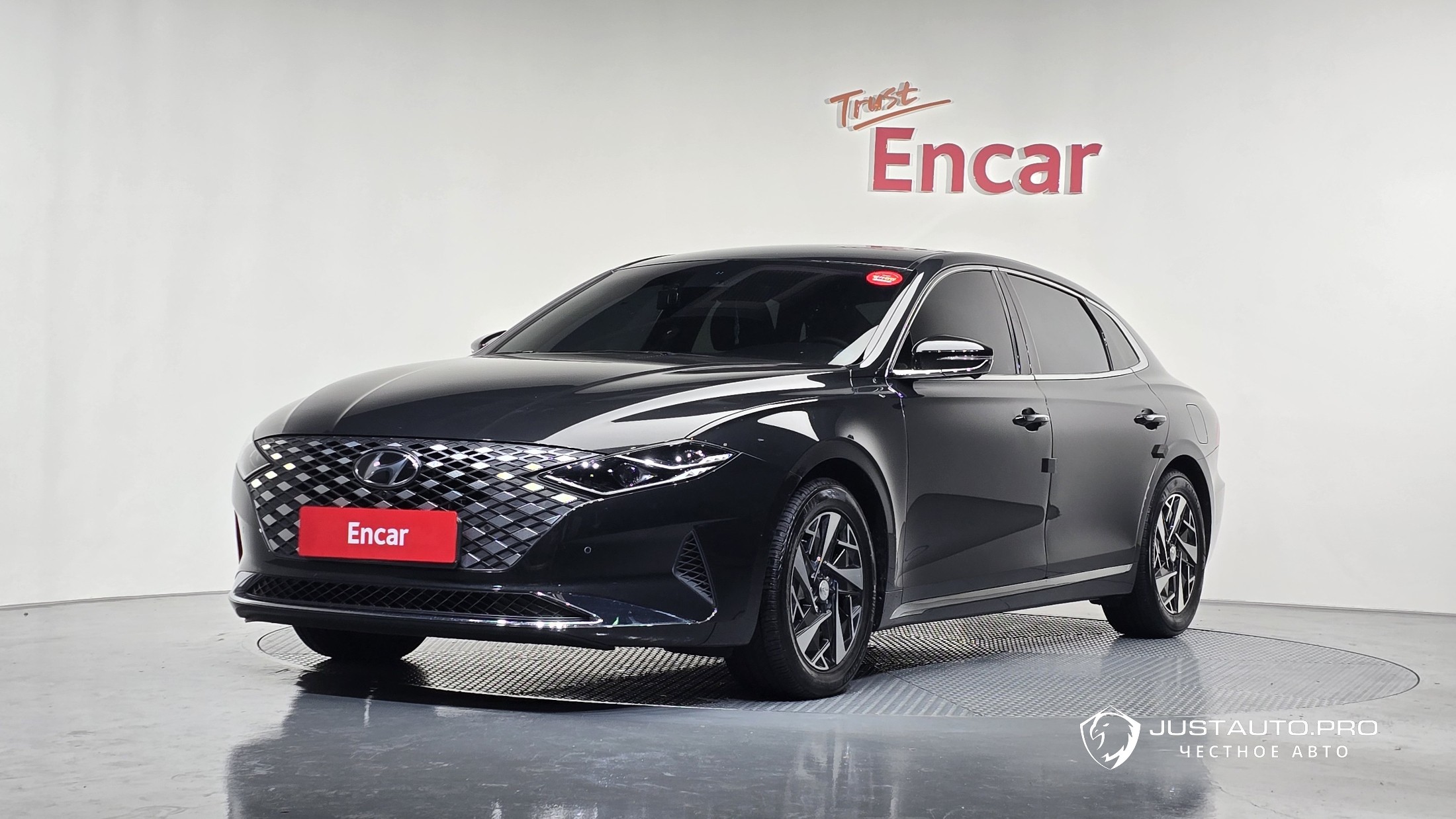 Автомобиль Hyundai Grandeur