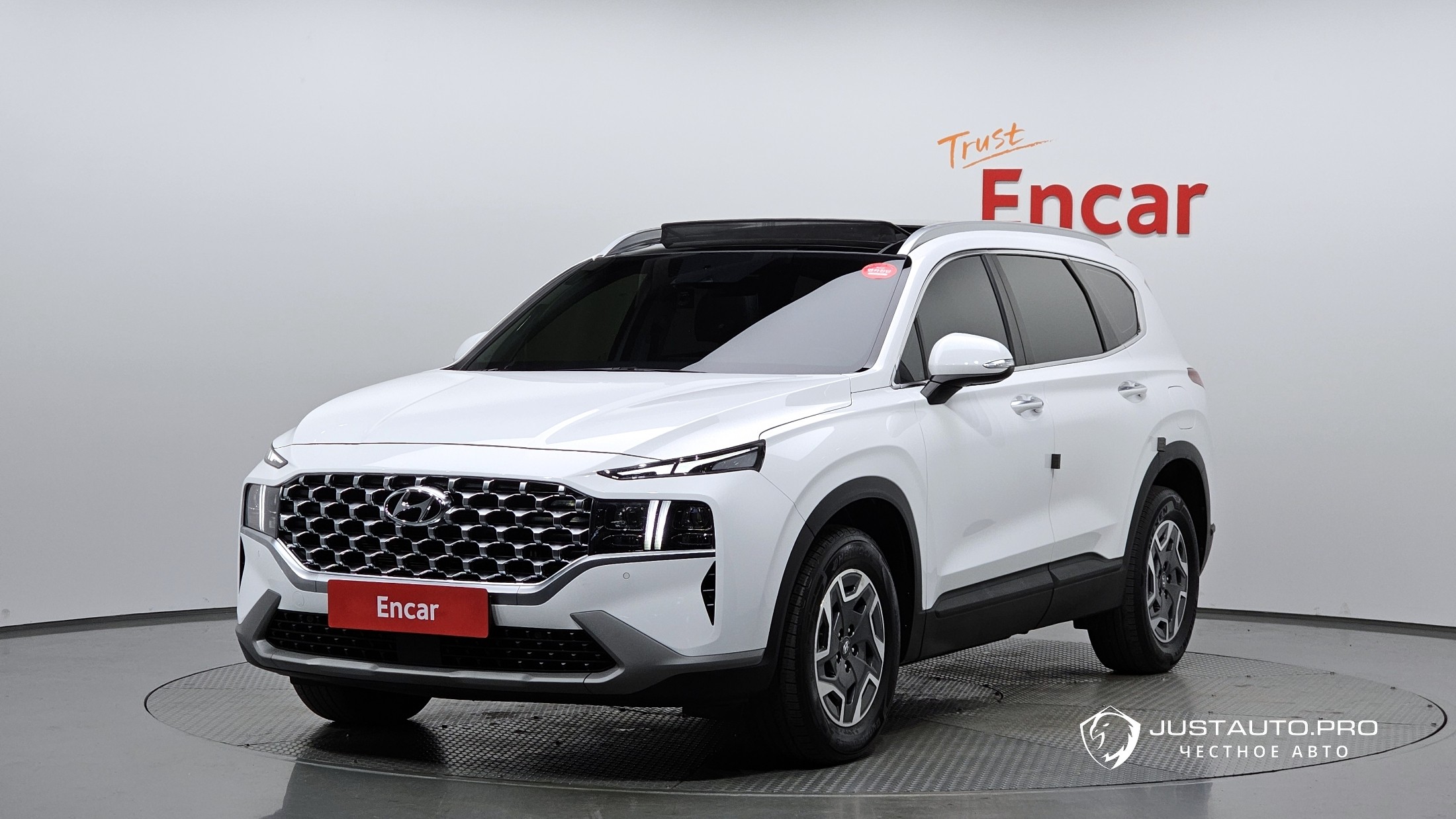 Автомобиль Hyundai Santafe