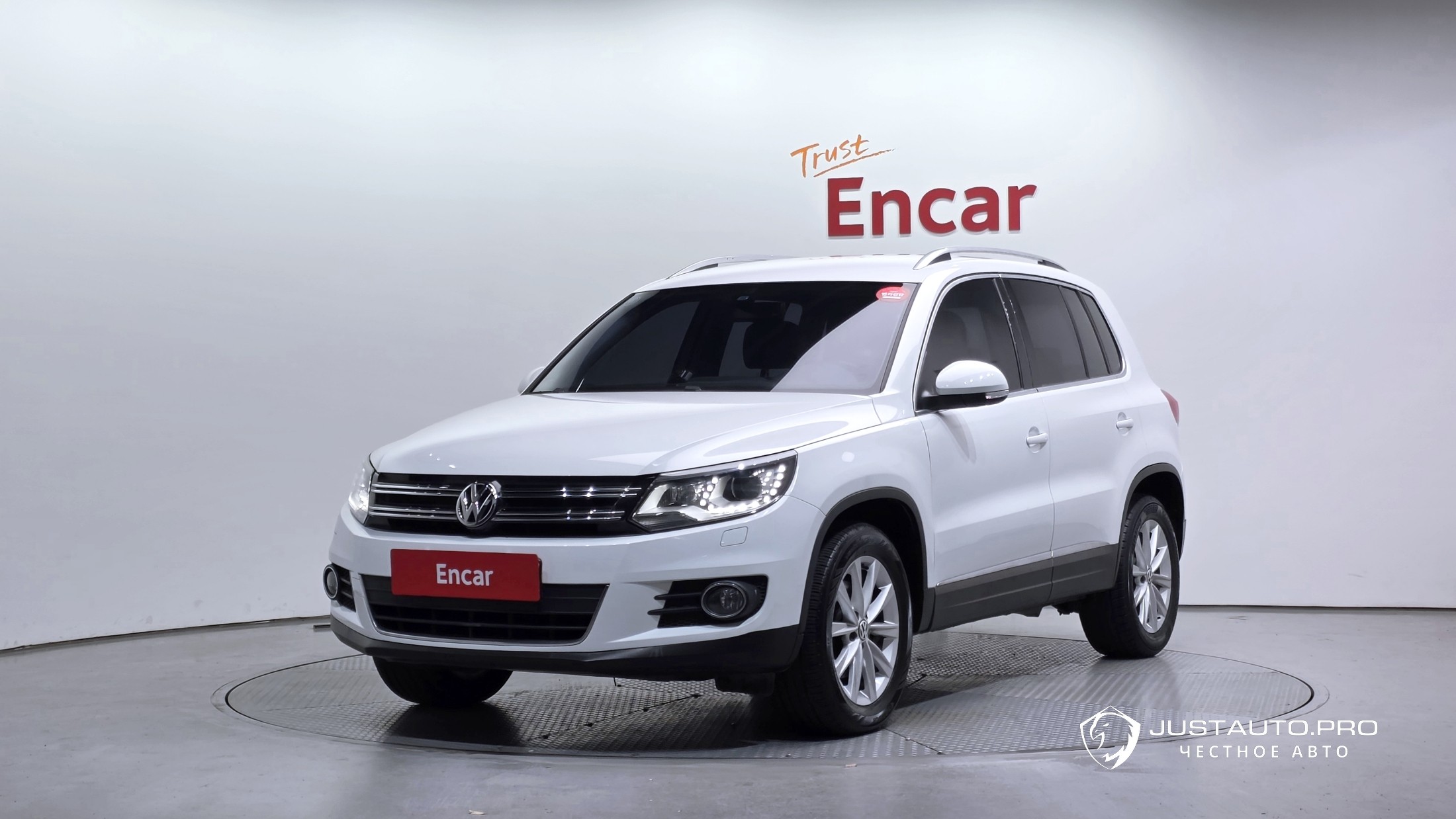 Автомобиль Volkswagen Tiguan