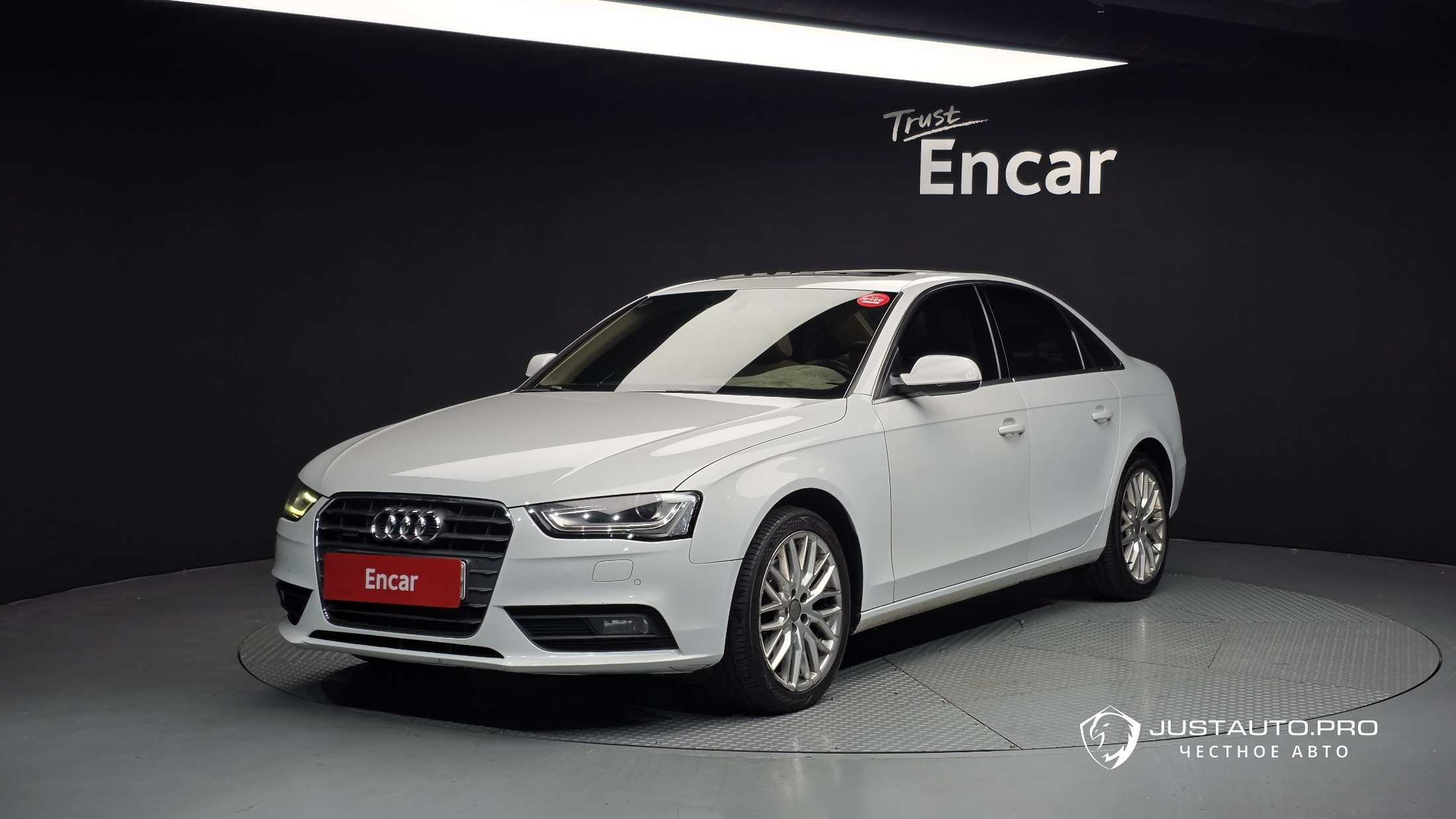 Автомобиль Audi A4