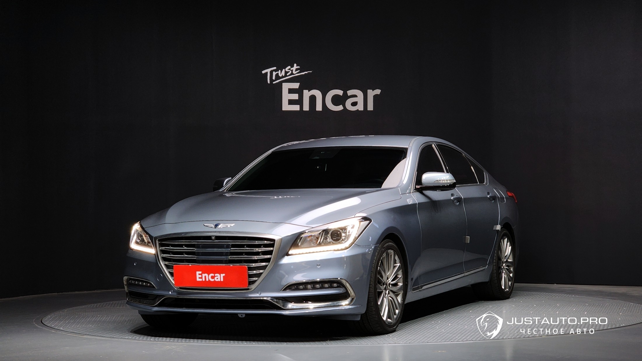 Автомобиль Genesis G80