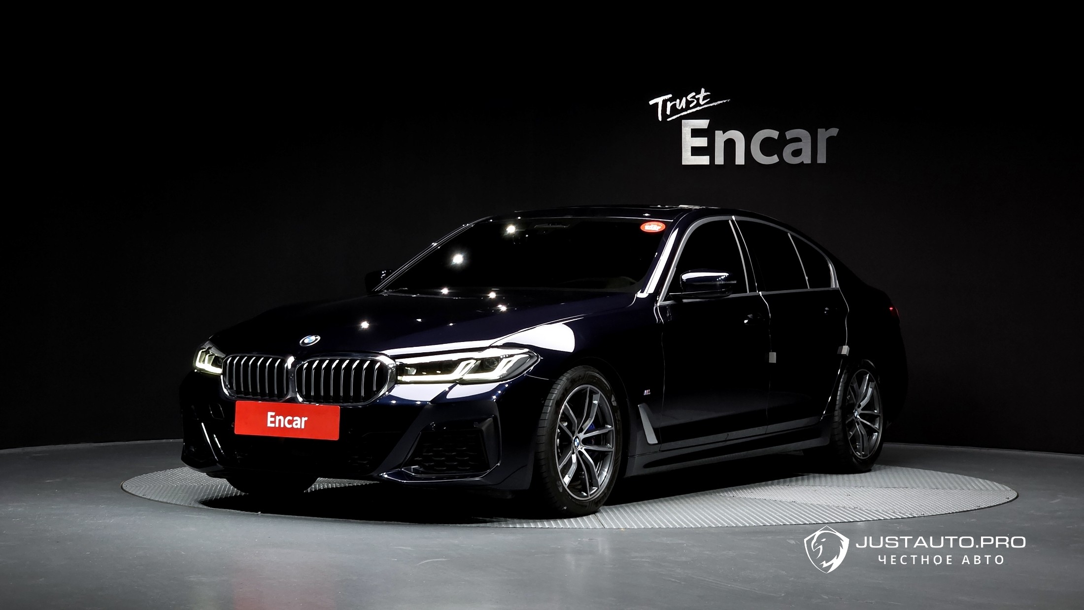 Автомобиль BMW 5-Series