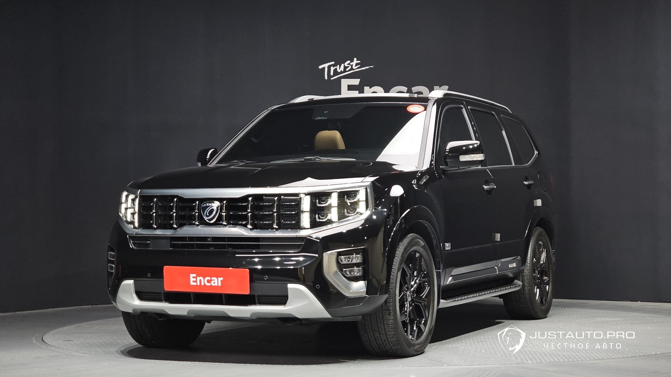 Автомобиль Kia Mohave