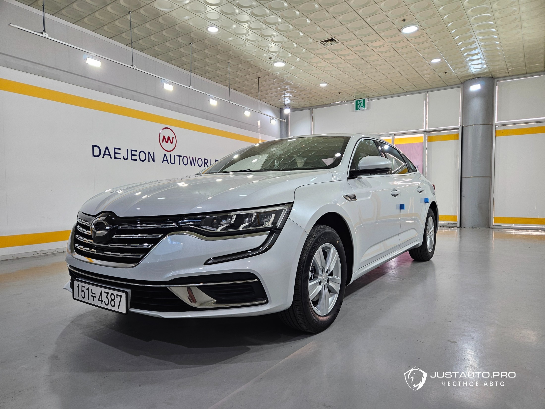 Автомобиль Renault-KoreaSamsung SM6