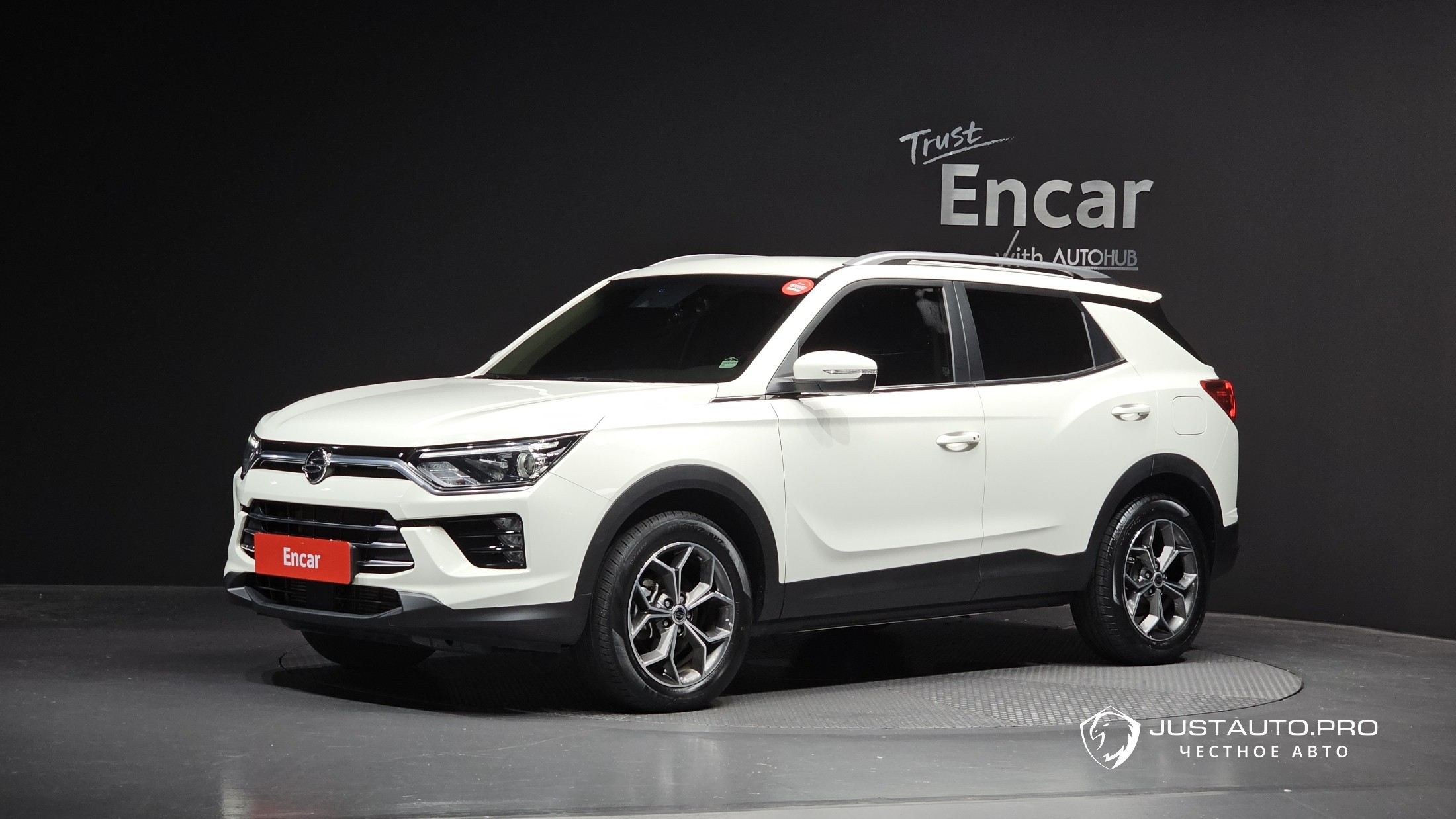 Автомобиль KG_Mobility_Ssangyong KORANDO