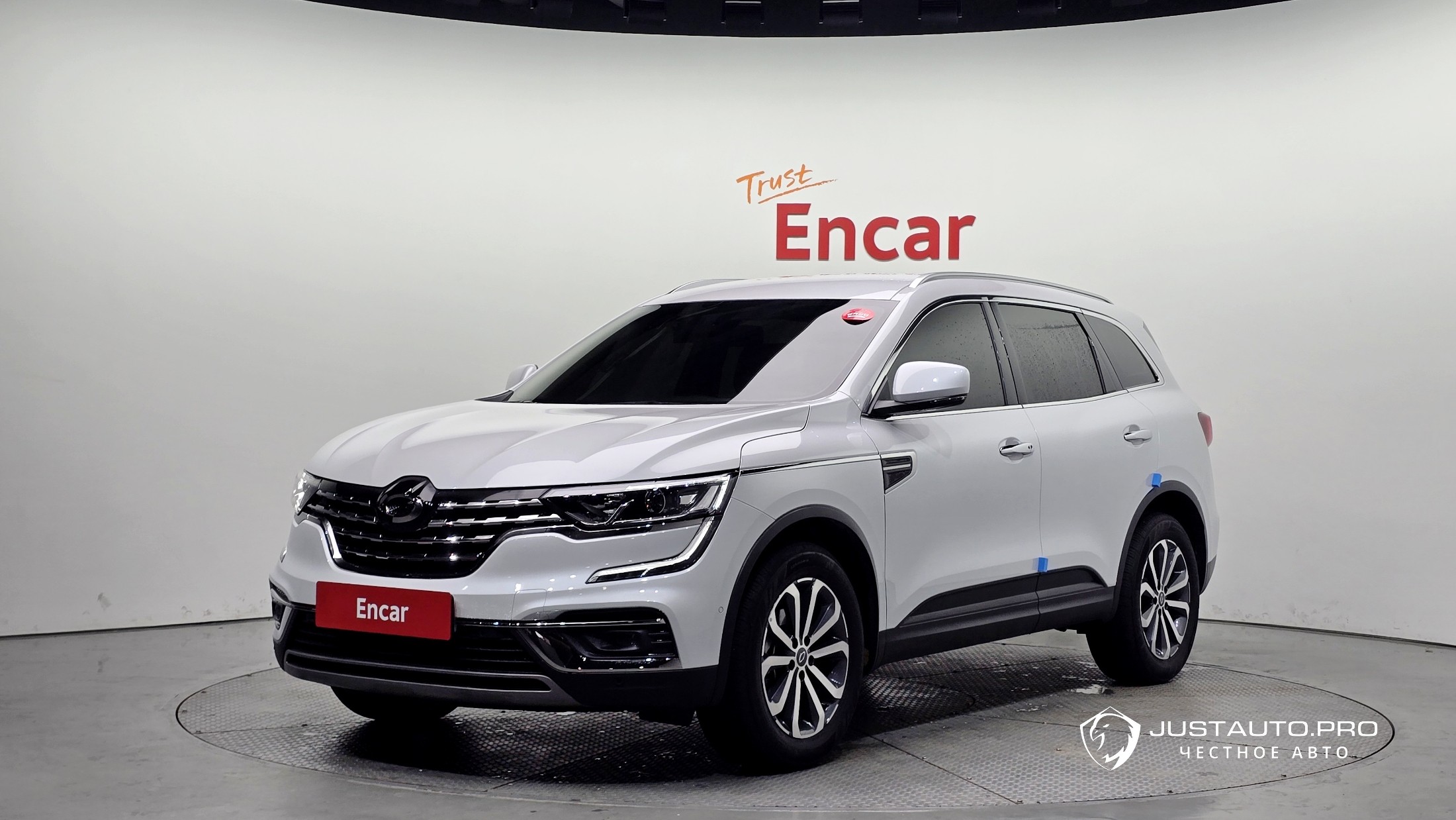 Автомобиль Renault-KoreaSamsung QM6