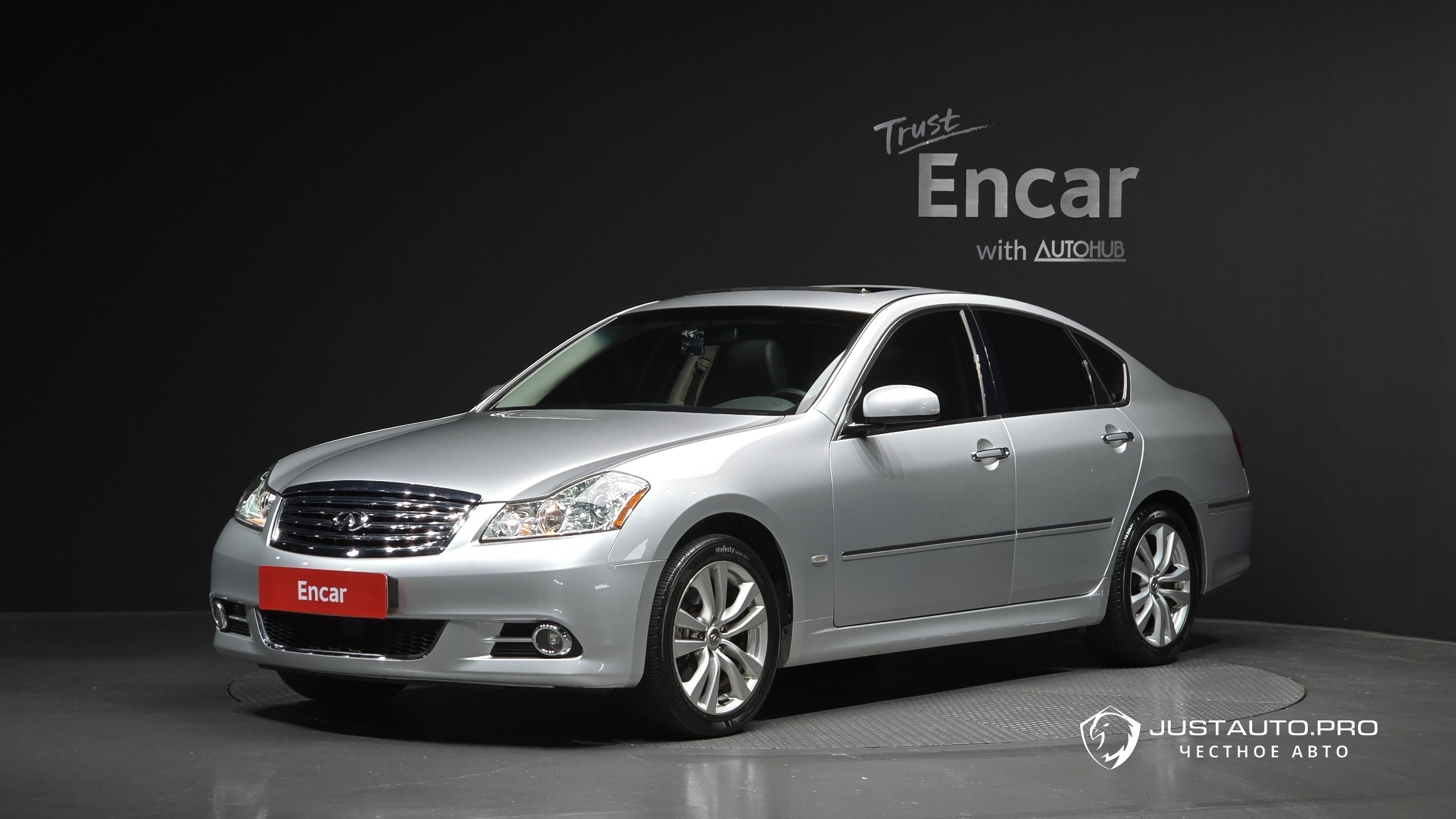 Автомобиль Infiniti M