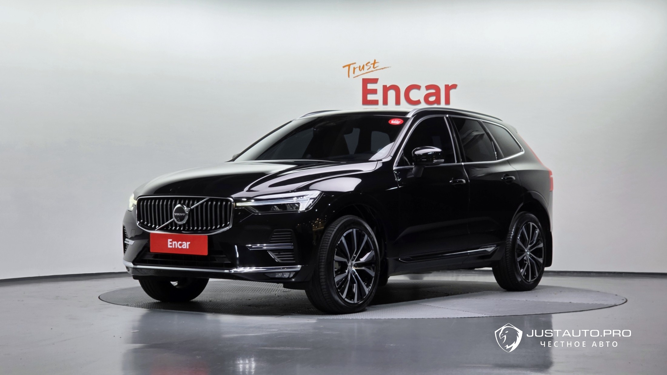 Автомобиль Volvo XC60