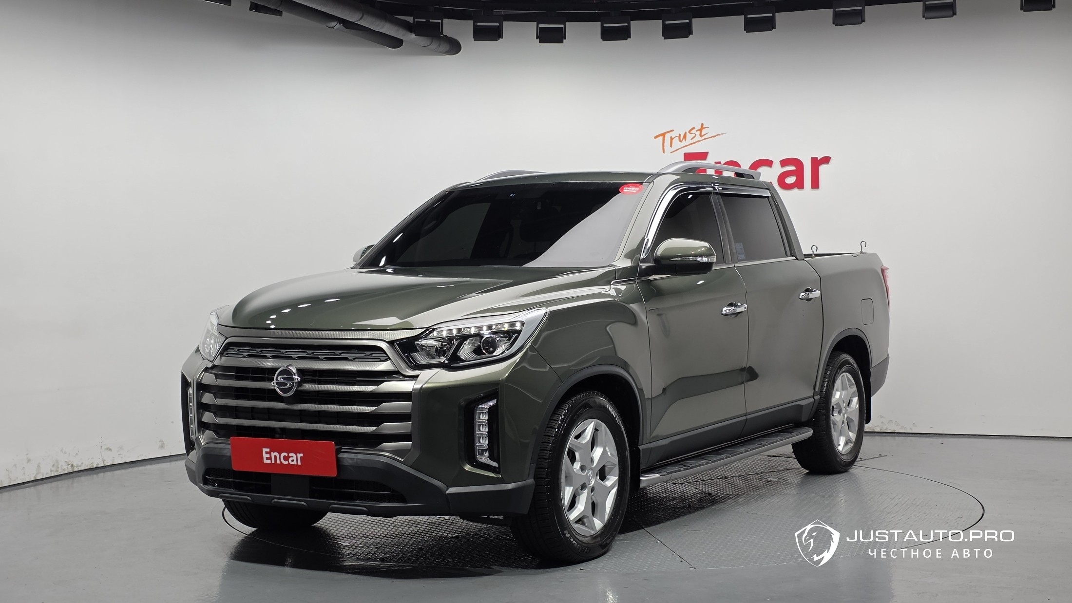 Автомобиль KG_Mobility_Ssangyong Rexton