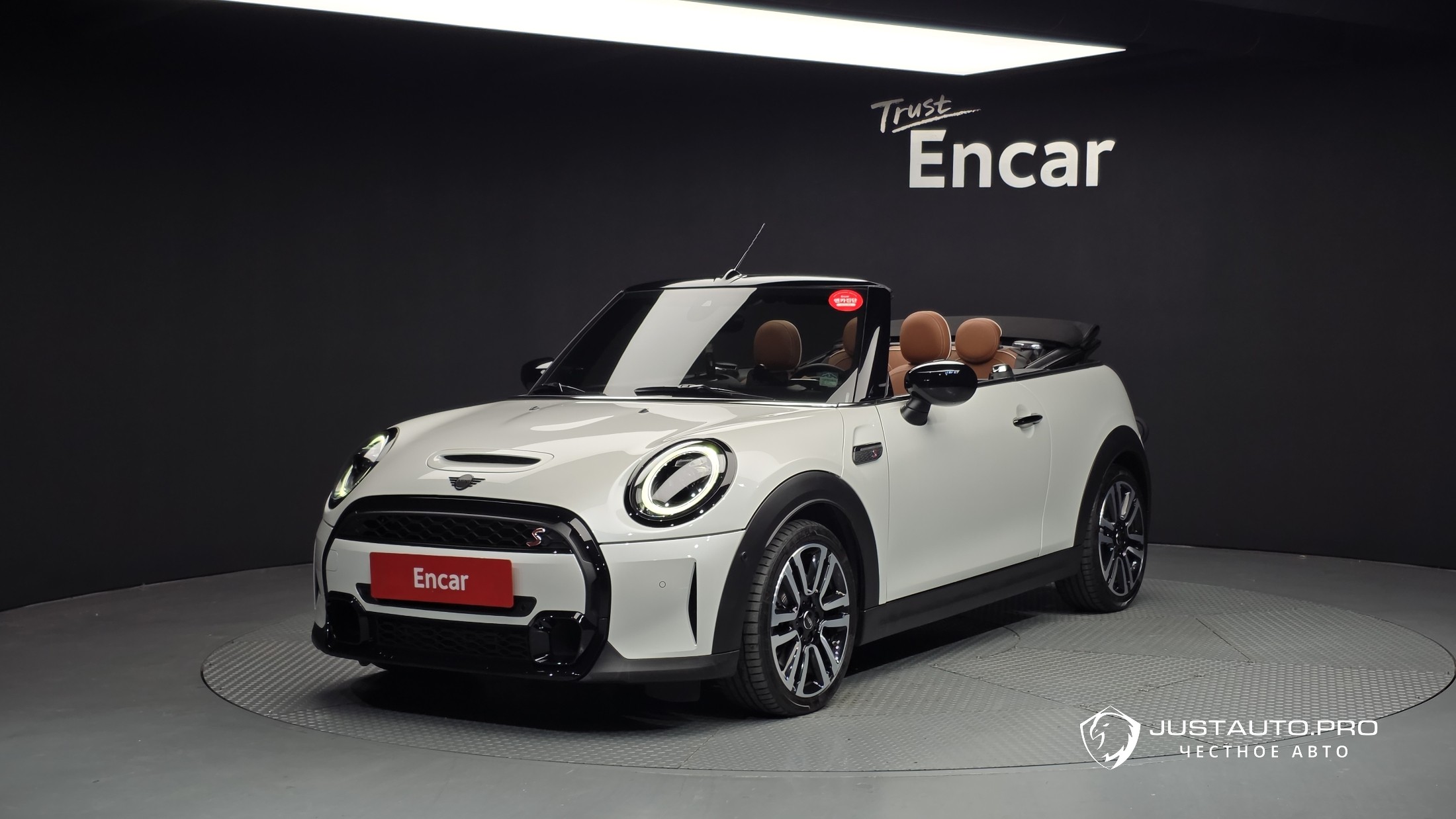 Автомобиль Mini Cooper Convertible