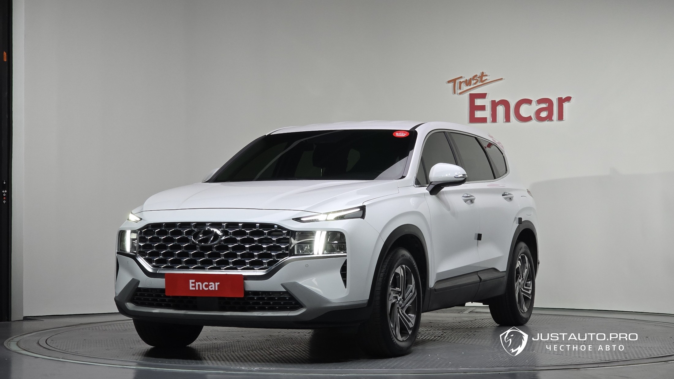 Автомобиль Hyundai Santafe